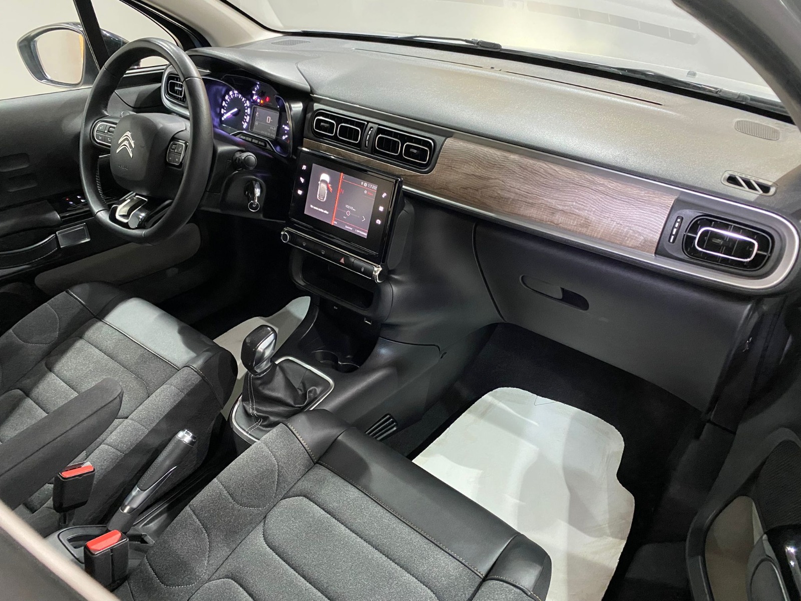 2024 Benzin Manuel Citroen C3 Gri Gürel Tasarım Aksesuar Otomotiv San. Tic. Ltd. Şti.