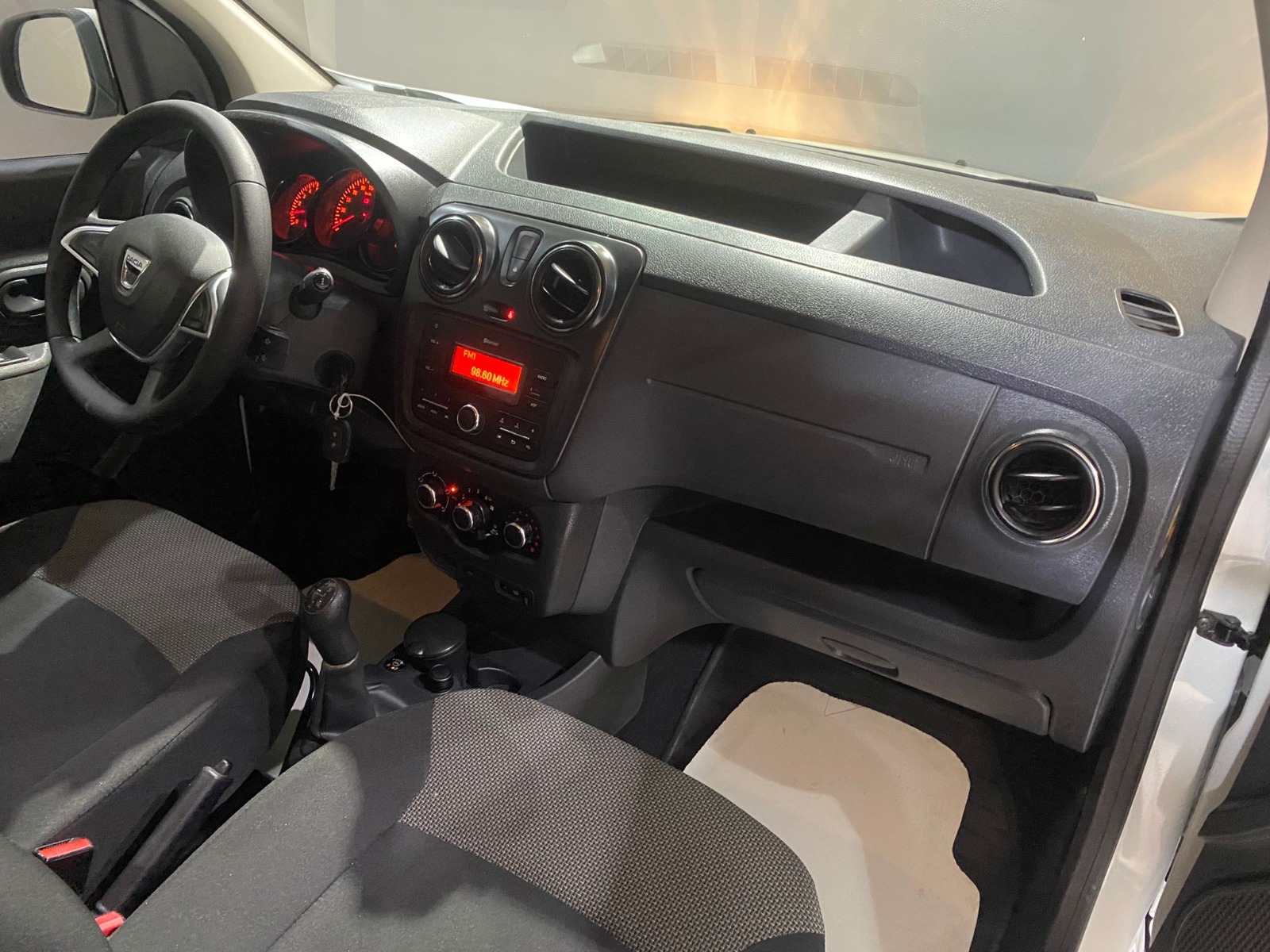 2020 Benzin + LPG Manuel Dacia Dokker Beyaz Gürel Tasarım Aksesuar Otomotiv San. Tic. Ltd. Şti.