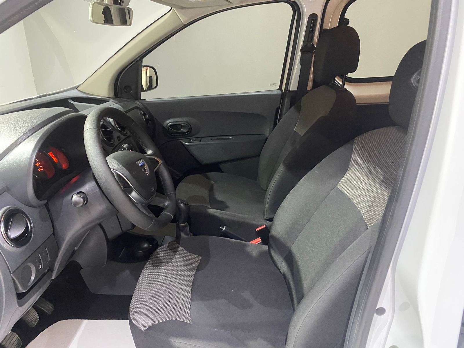 2020 Benzin + LPG Manuel Dacia Dokker Beyaz Gürel Tasarım Aksesuar Otomotiv San. Tic. Ltd. Şti.