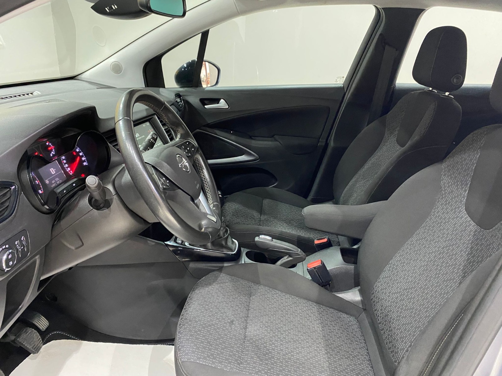 2021 Benzin Manuel Opel Crossland Gri Gürel Tasarım Aksesuar Otomotiv San. Tic. Ltd. Şti.