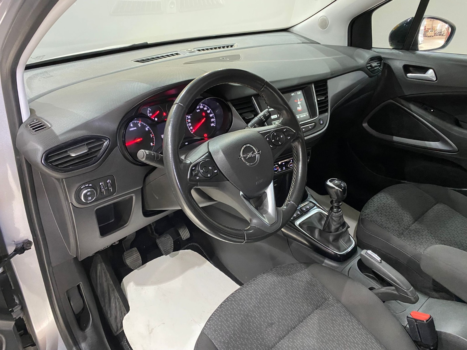2021 Benzin Manuel Opel Crossland Gri Gürel Tasarım Aksesuar Otomotiv San. Tic. Ltd. Şti.