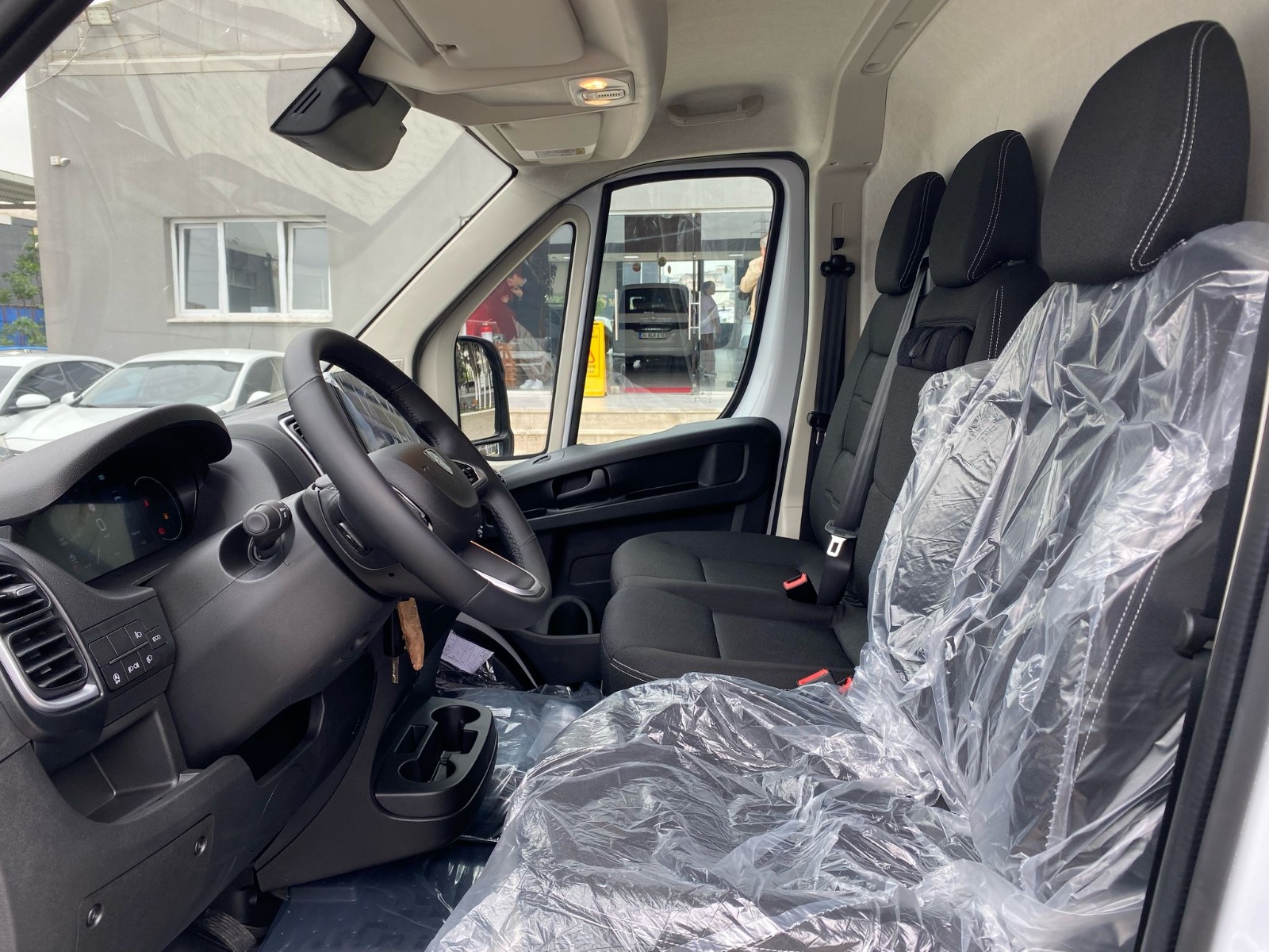 TaksitliOto.Net | 2.El Peugeot Boxer Panelvan 2.2 HDI 435 L4H3 | Manuel & Dizel | Beyaz | İzmir.2el 2025 Dizel Manuel Peugeot Boxer Beyaz Gürel Tasarım Aksesuar Otomotiv San. Tic. Ltd. Şti.