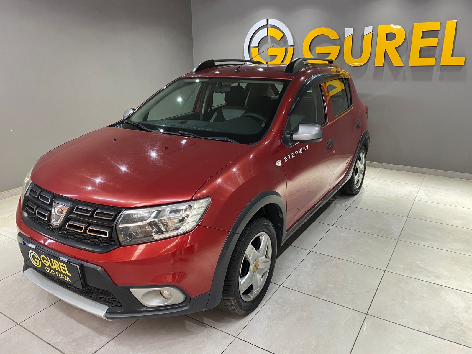 2017 Dizel Manuel Dacia Sandero Kırmızı Gürel Tasarım Aksesuar Otomotiv San. Tic. Ltd. Şti.