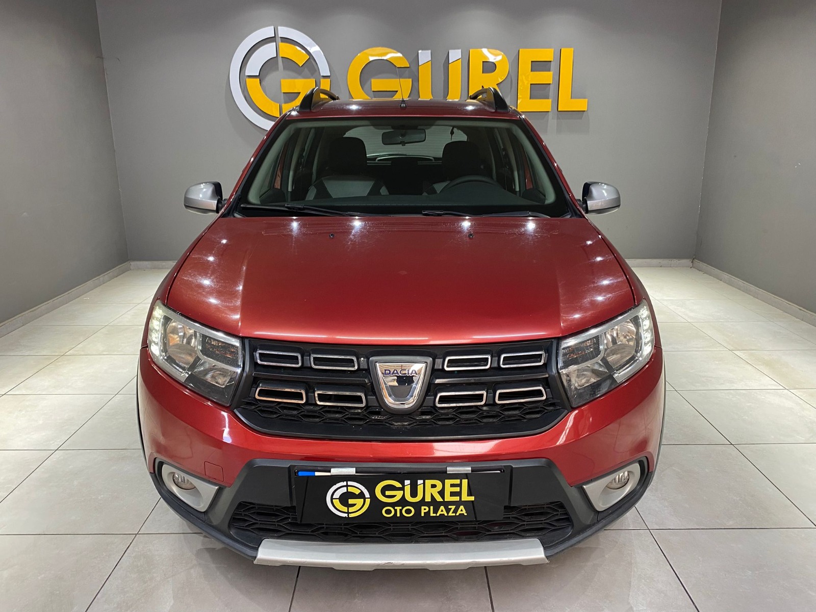 2017 Dizel Manuel Dacia Sandero Kırmızı Gürel Tasarım Aksesuar Otomotiv San. Tic. Ltd. Şti.