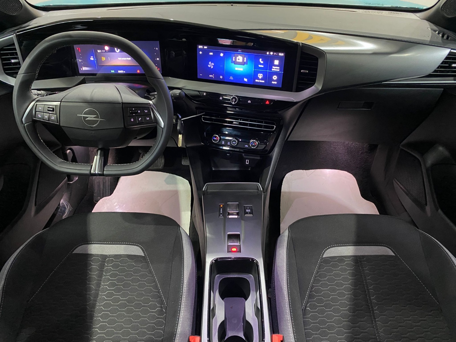 2025 Benzin Otomatik Opel Mokka Mavi Gürel Tasarım Aksesuar Otomotiv San. Tic. Ltd. Şti.