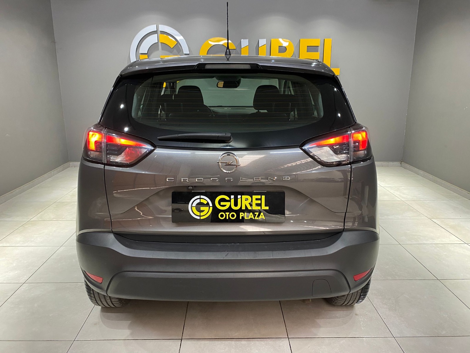 2022 Benzin Otomatik Opel Crossland Gri Gürel Tasarım Aksesuar Otomotiv San. Tic. Ltd. Şti.