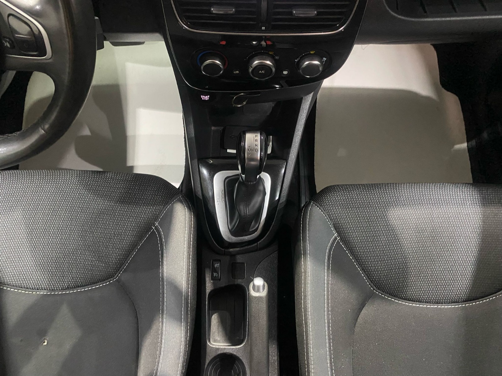 2018 Dizel Otomatik Renault Clio Beyaz Gürel Tasarım Aksesuar Otomotiv San. Tic. Ltd. Şti.
