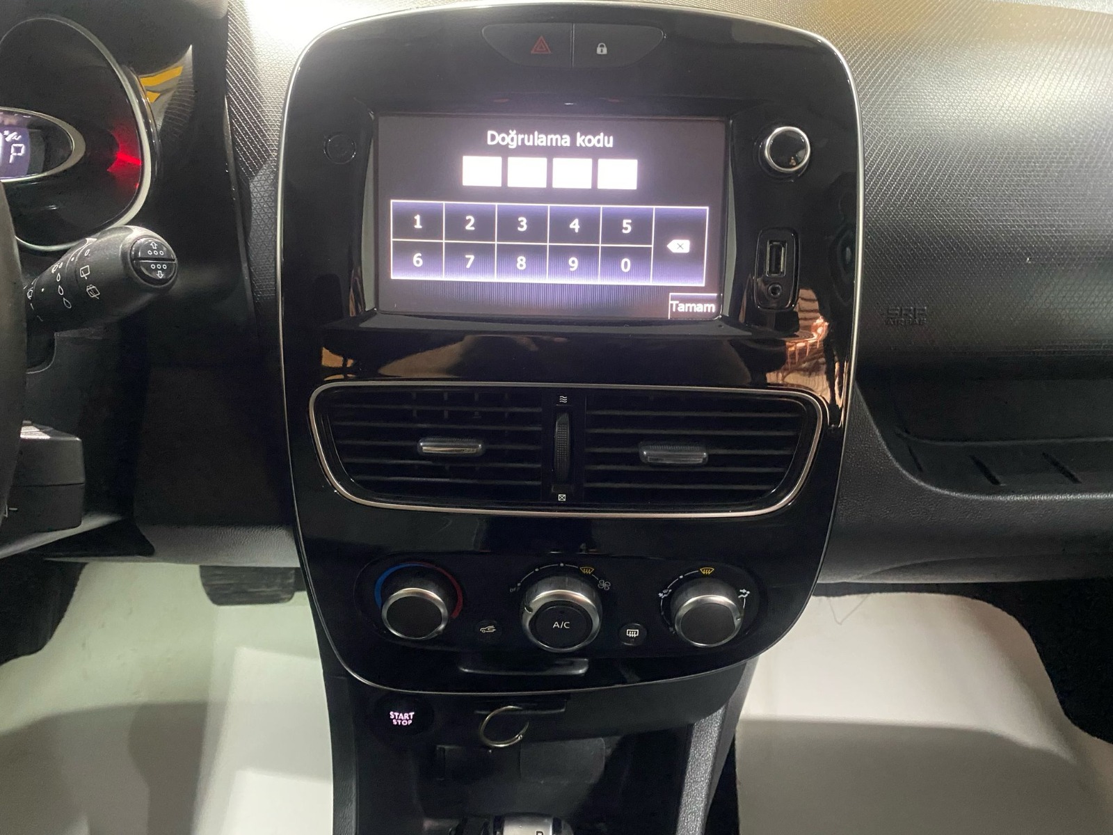 2018 Dizel Otomatik Renault Clio Beyaz Gürel Tasarım Aksesuar Otomotiv San. Tic. Ltd. Şti.