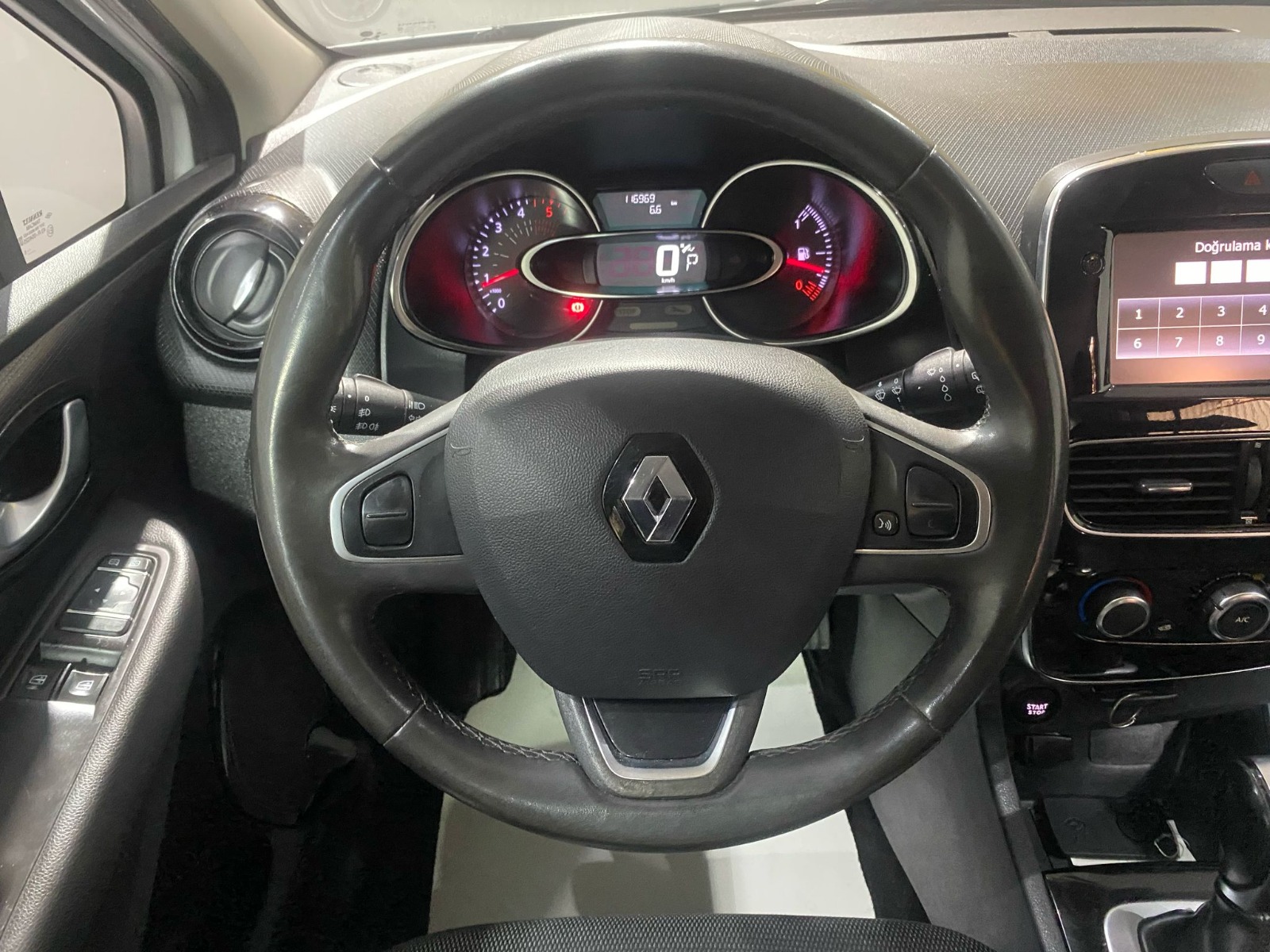 2018 Dizel Otomatik Renault Clio Beyaz Gürel Tasarım Aksesuar Otomotiv San. Tic. Ltd. Şti.