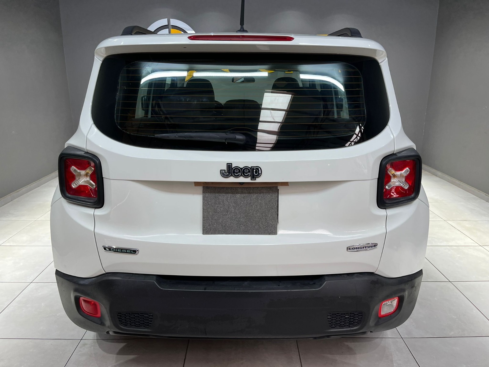 TaksitliOto.Net | 2.El Jeep Renegade SUV 1.6 L MultiJet 4x2 Longitude | Manuel & Dizel | Beyaz | İzmir.2el 2014 Dizel Manuel Jeep Renegade Beyaz Gürel Tasarım Aksesuar Otomotiv San. Tic. Ltd. Şti.