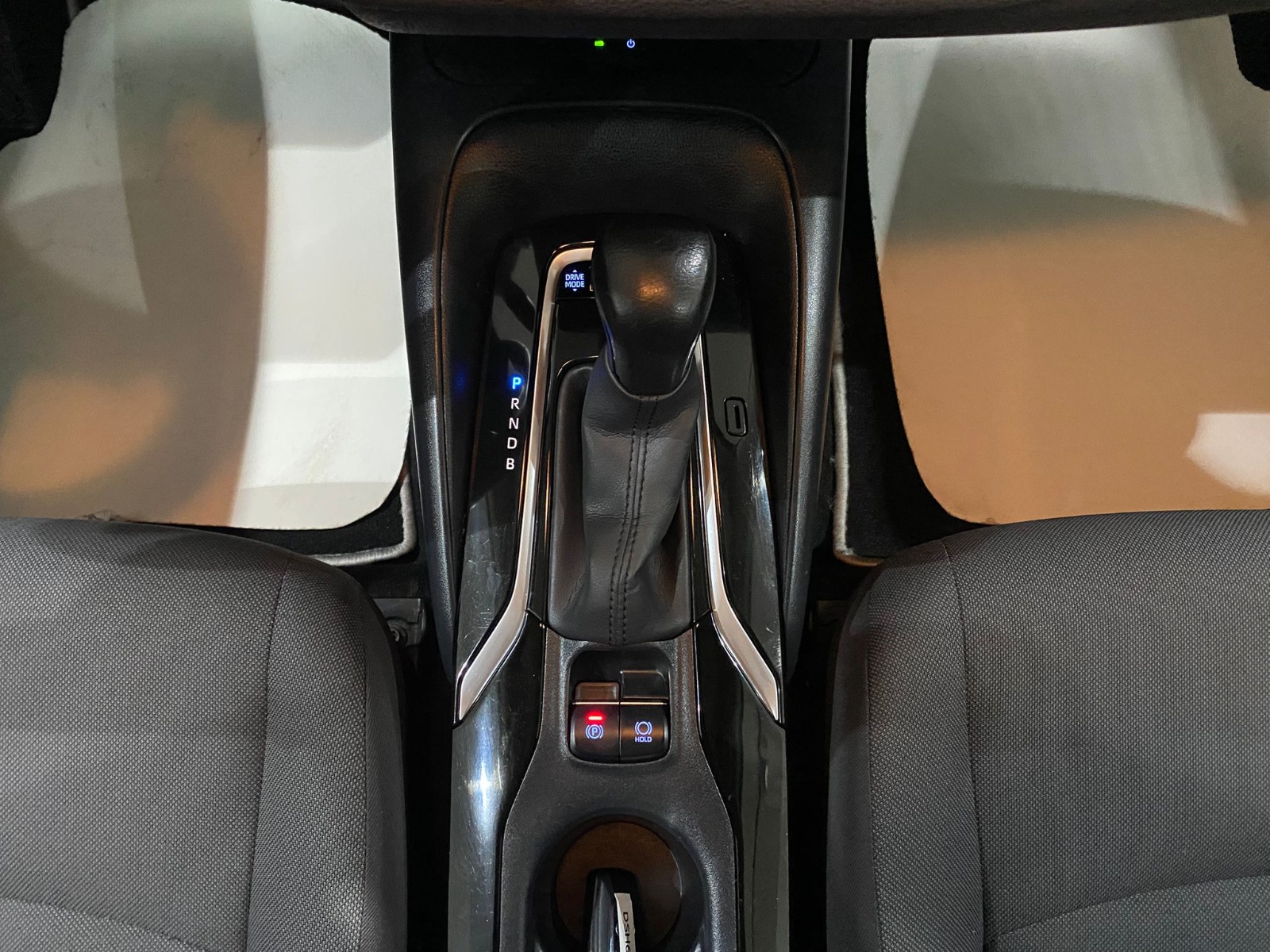 2021 Hybrid Otomatik Toyota Corolla Gri Gürel Tasarım Aksesuar Otomotiv San. Tic. Ltd. Şti.