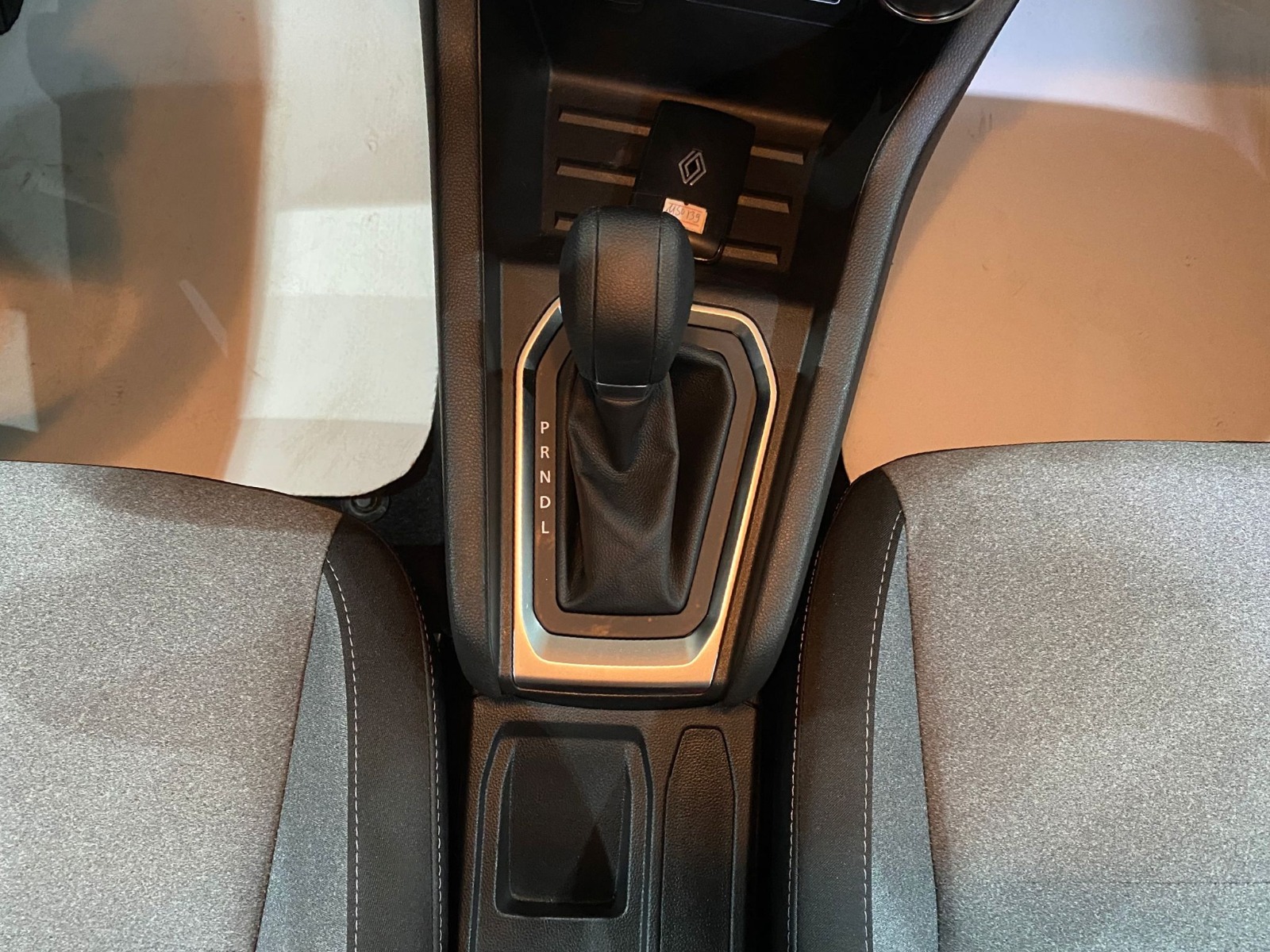2024 Benzin Otomatik Renault Clio Gri Gürel Tasarım Aksesuar Otomotiv San. Tic. Ltd. Şti.
