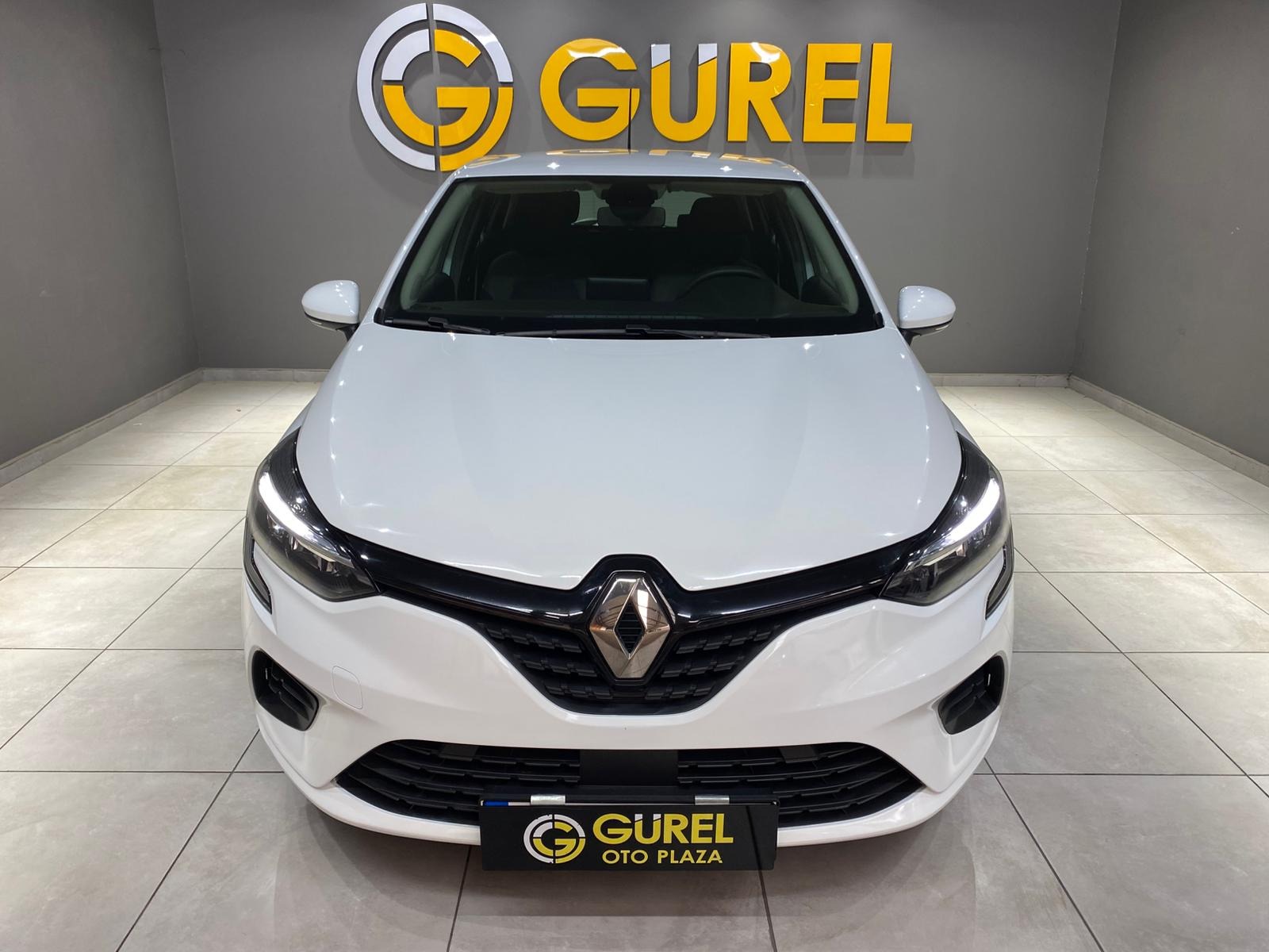 2022 Benzin Otomatik Renault Clio Beyaz Gürel Tasarım Aksesuar Otomotiv San. Tic. Ltd. Şti.