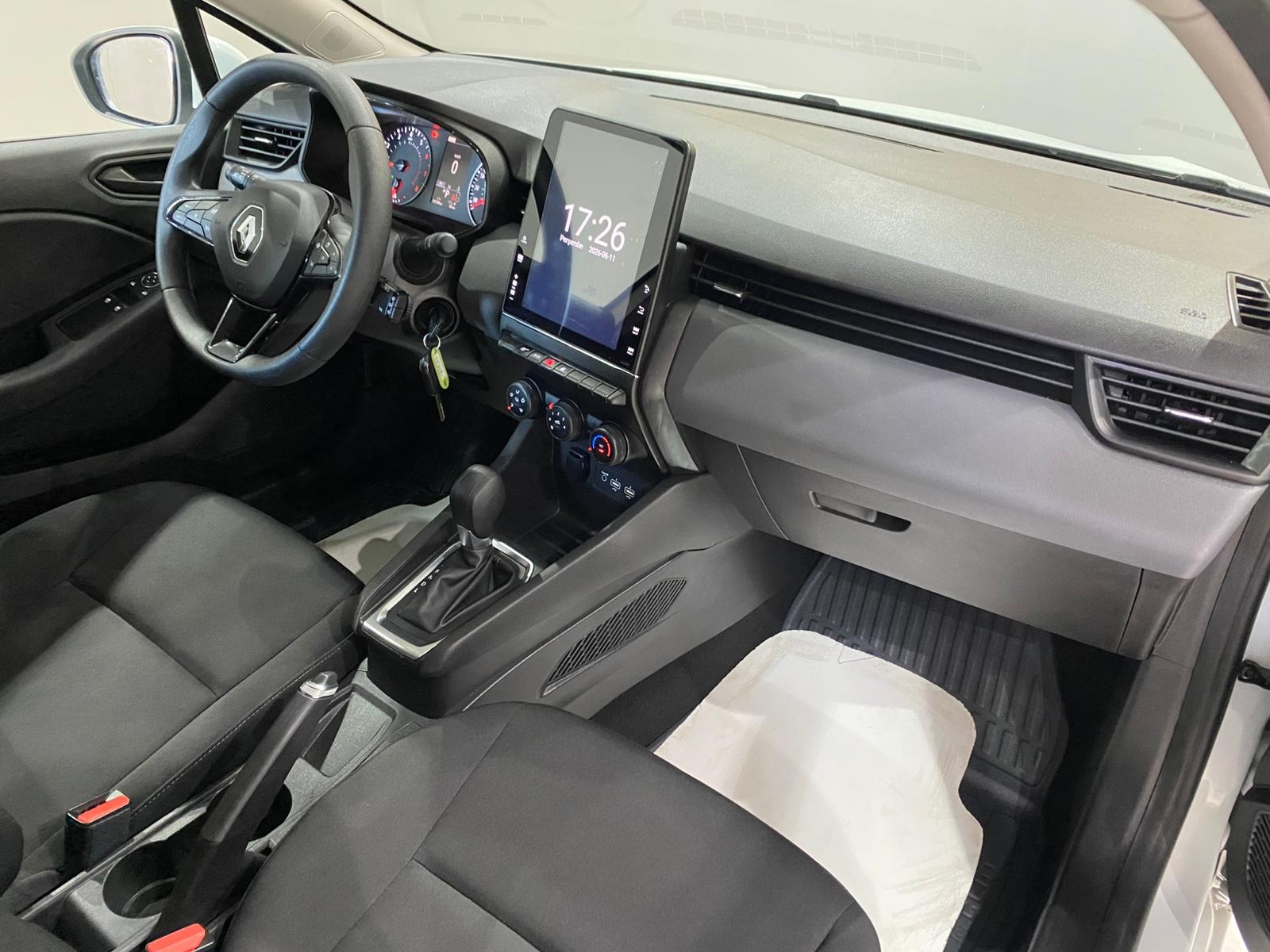 2022 Benzin Otomatik Renault Clio Beyaz Gürel Tasarım Aksesuar Otomotiv San. Tic. Ltd. Şti.
