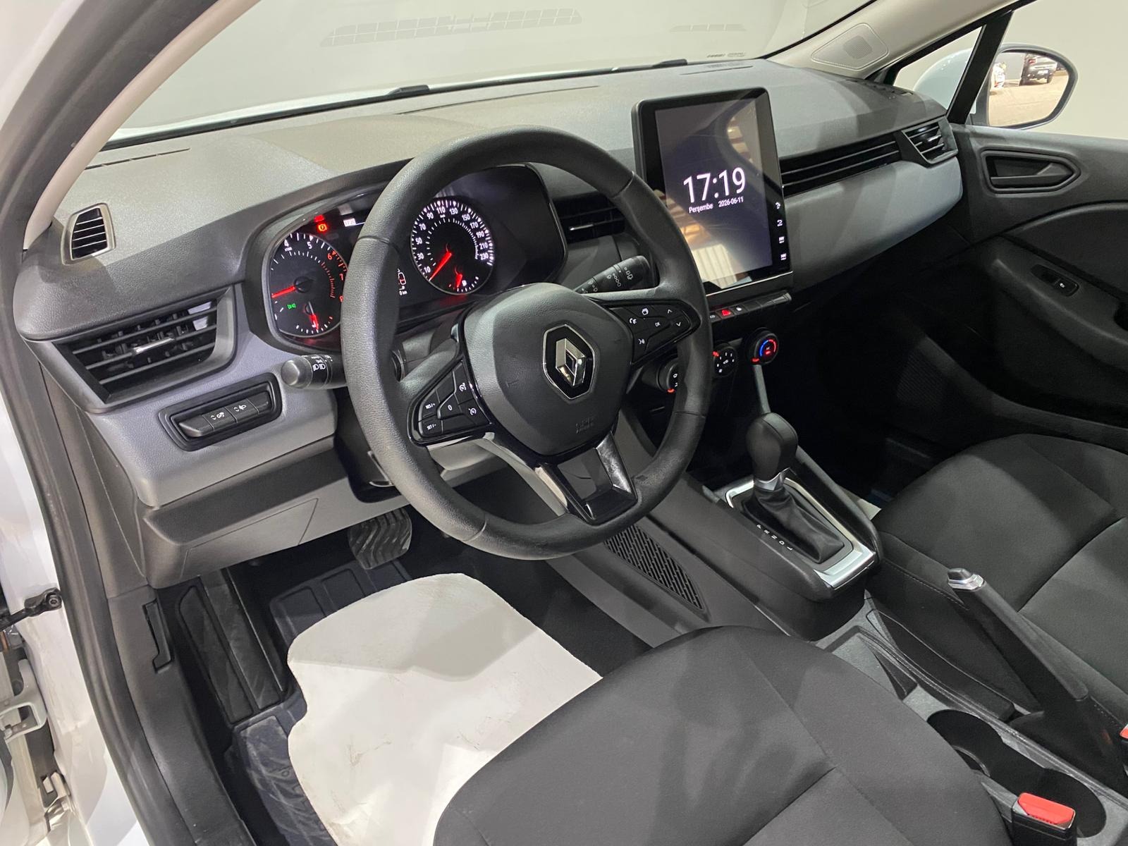 2022 Benzin Otomatik Renault Clio Beyaz Gürel Tasarım Aksesuar Otomotiv San. Tic. Ltd. Şti.