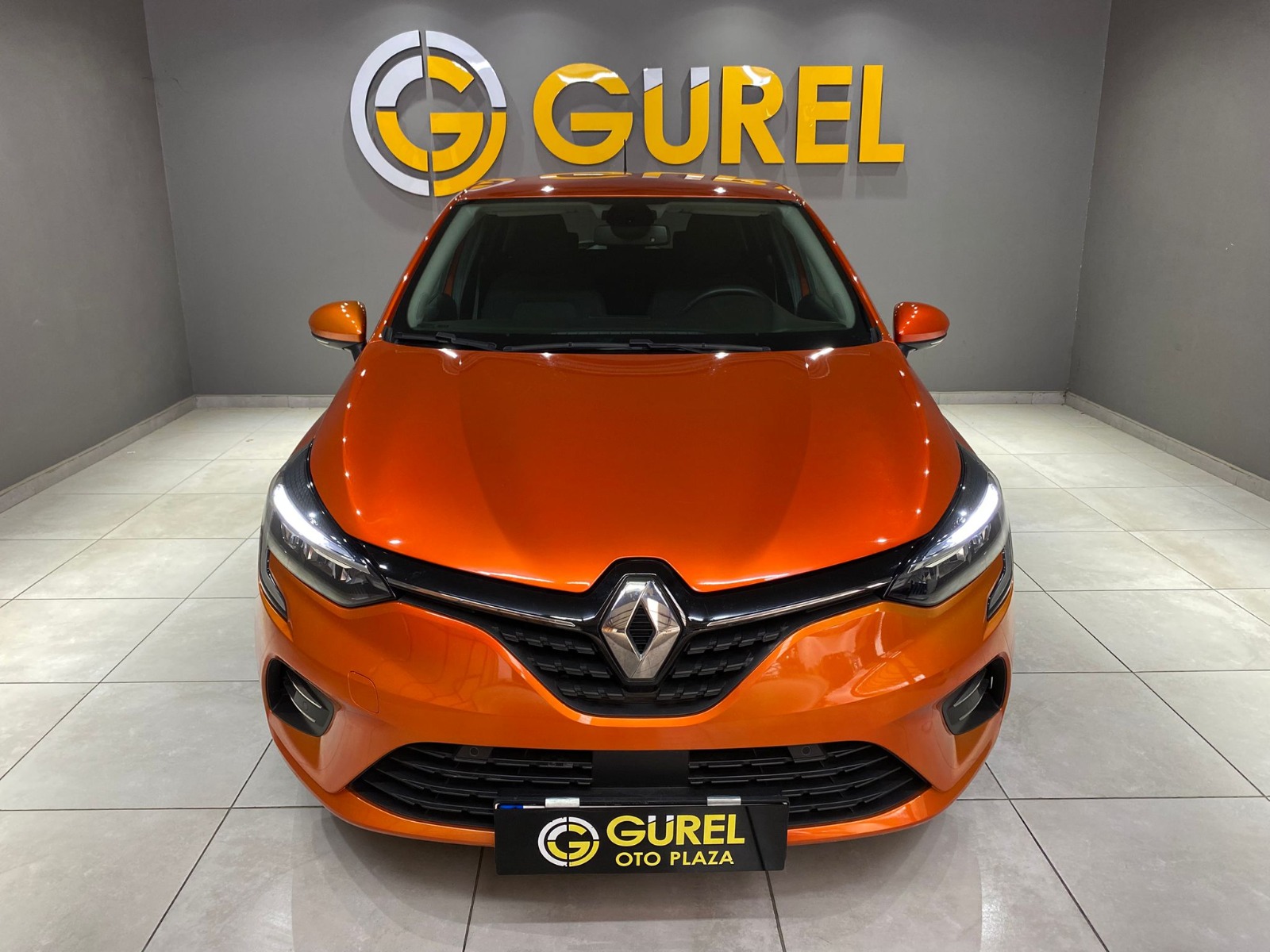 2021 Benzin Otomatik Renault Clio Turuncu Gürel Tasarım Aksesuar Otomotiv San. Tic. Ltd. Şti.