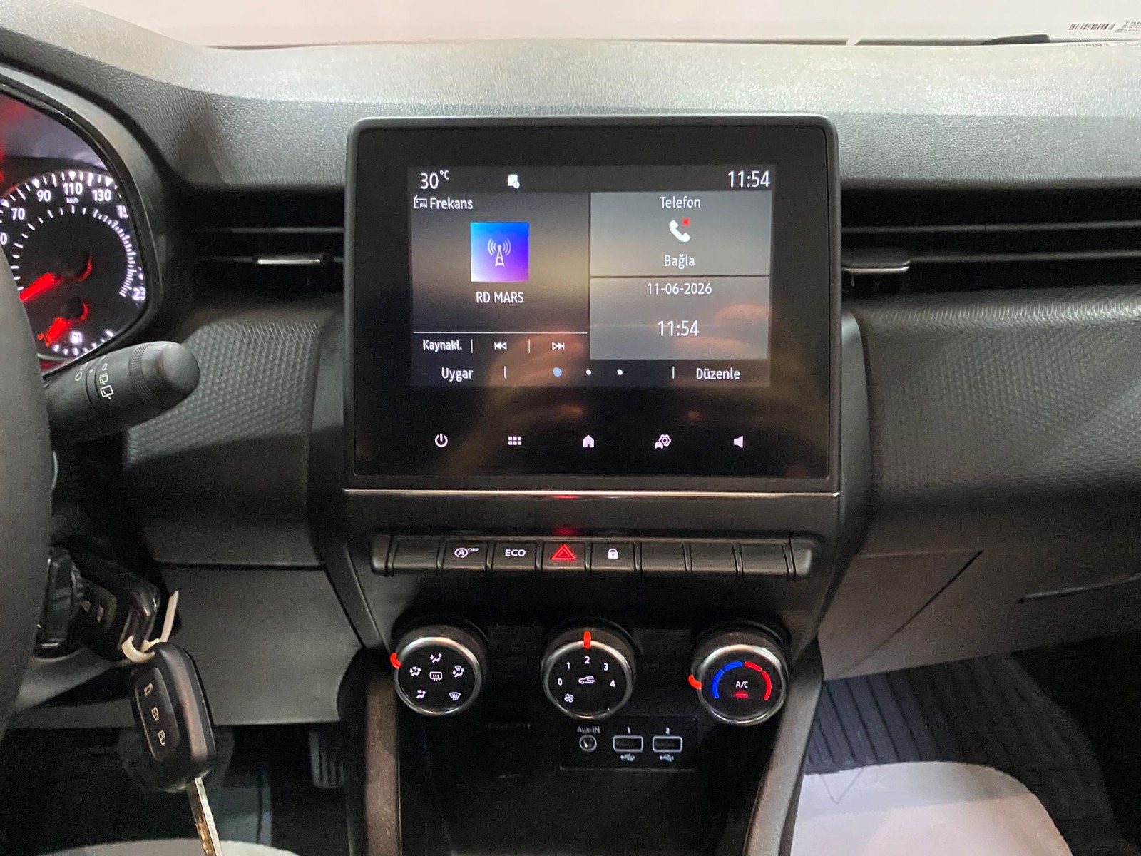 2021 Benzin Otomatik Renault Clio Turuncu Gürel Tasarım Aksesuar Otomotiv San. Tic. Ltd. Şti.