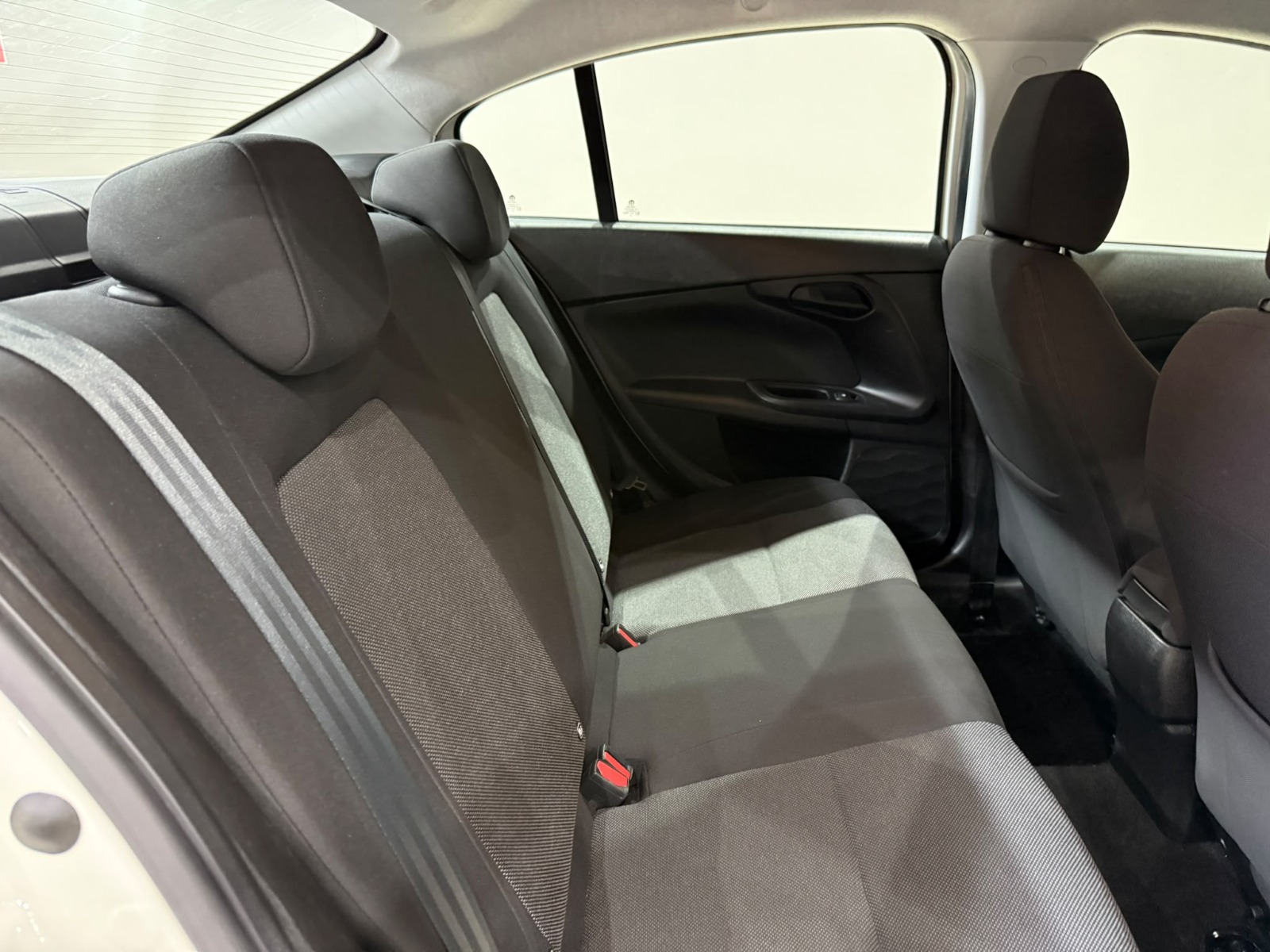 2023 Dizel Manuel Fiat Egea Beyaz Gürel Tasarım Aksesuar Otomotiv San. Tic. Ltd. Şti.