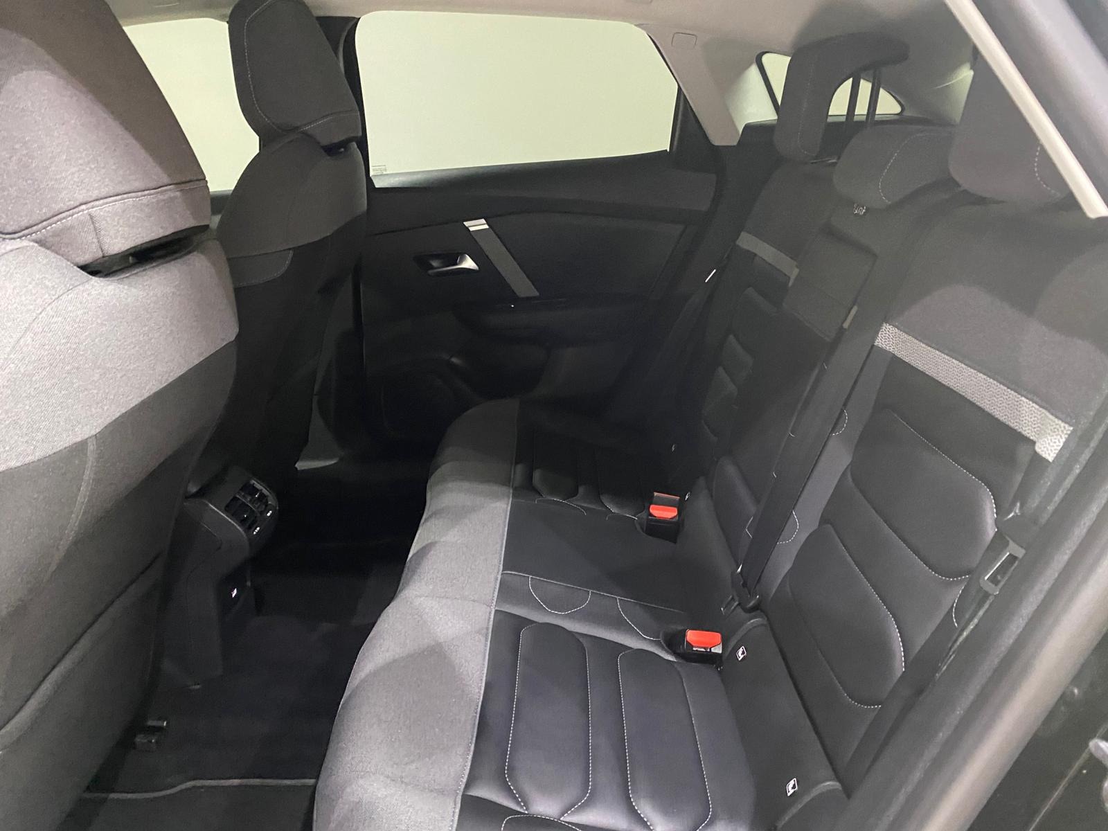 2024 Benzin Otomatik Citroen C4 Siyah Gürel Tasarım Aksesuar Otomotiv San. Tic. Ltd. Şti.