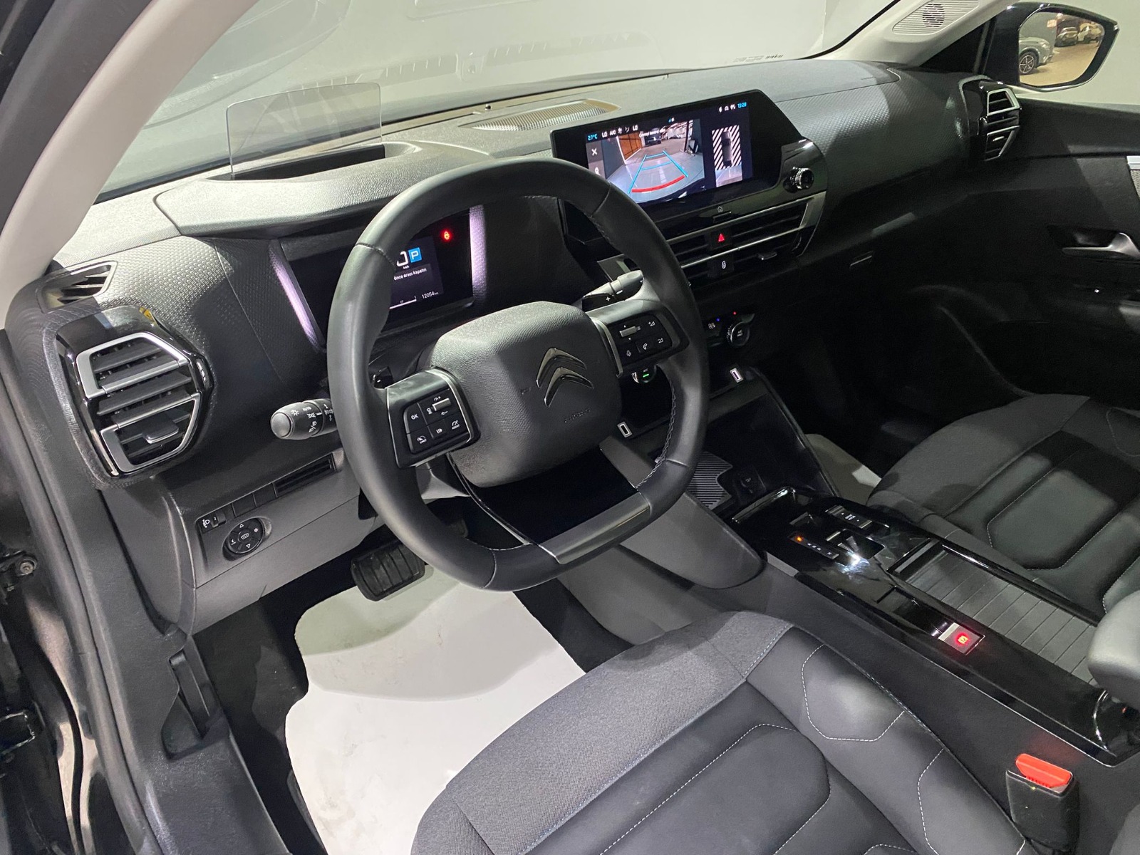 2024 Benzin Otomatik Citroen C4 Siyah Gürel Tasarım Aksesuar Otomotiv San. Tic. Ltd. Şti.