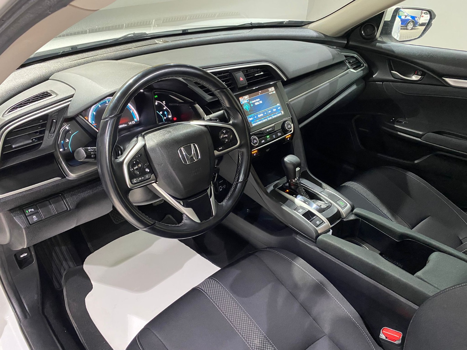 2021 Benzin Otomatik Honda Civic Beyaz Gürel Tasarım Aksesuar Otomotiv San. Tic. Ltd. Şti.