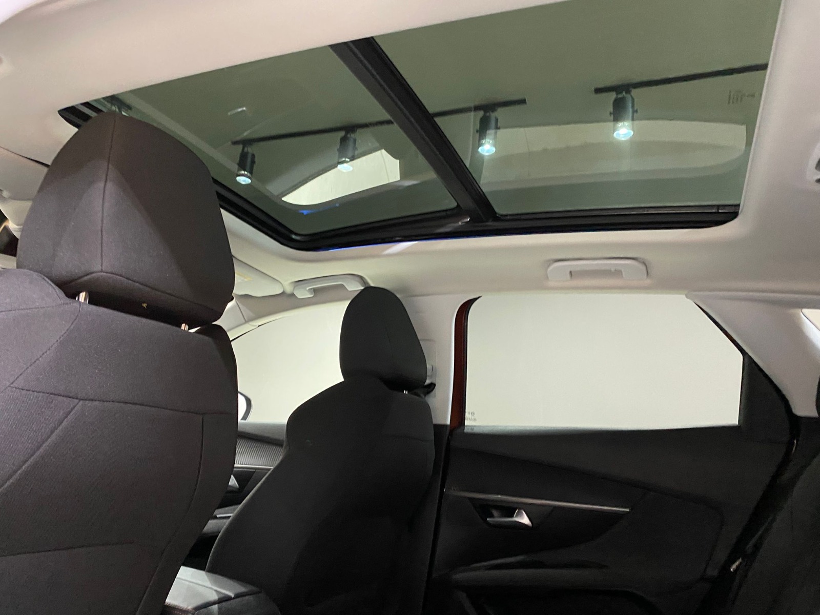 2020 Benzin Otomatik Peugeot 3008 Turuncu Gürel Tasarım Aksesuar Otomotiv San. Tic. Ltd. Şti.