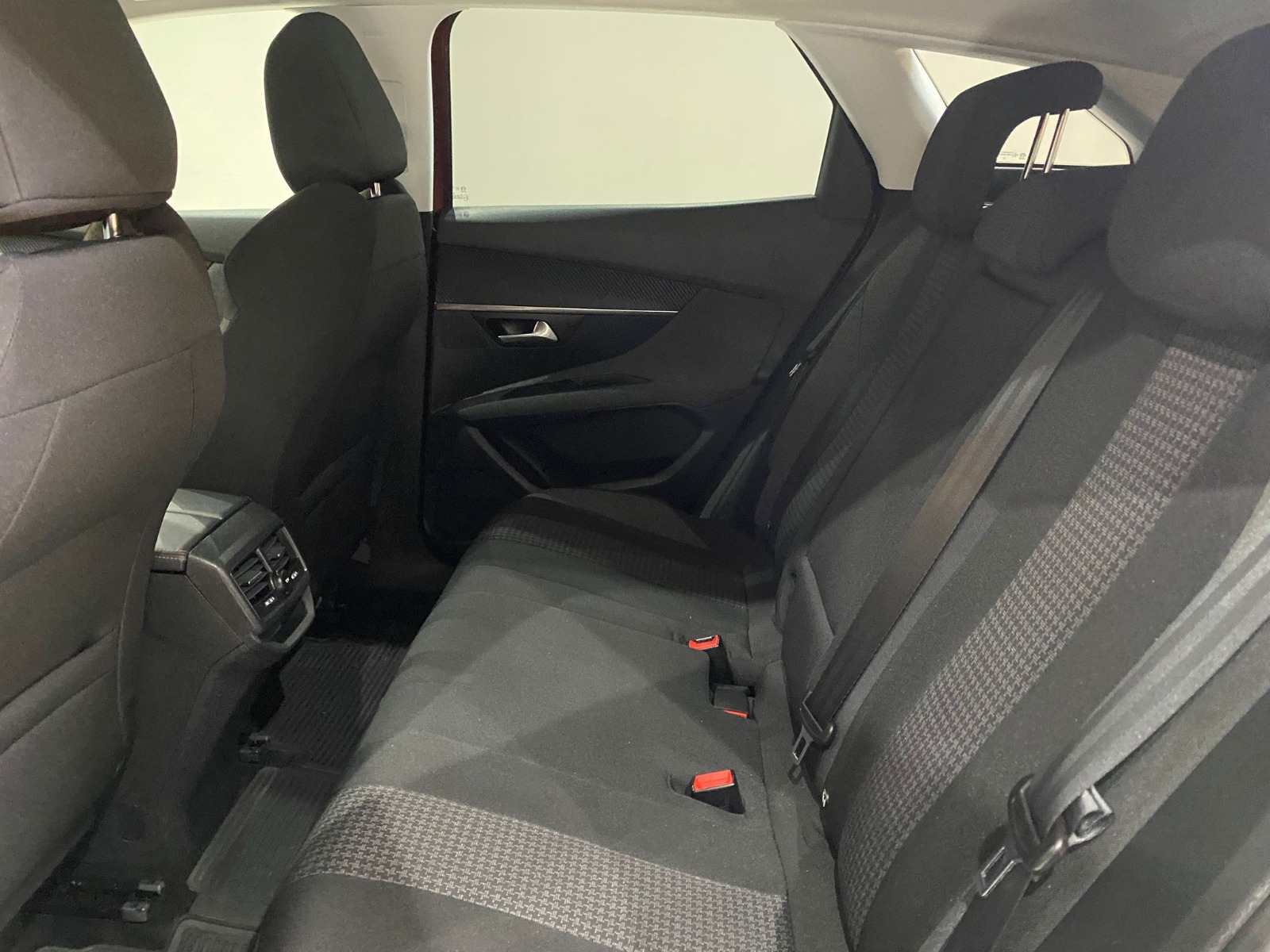 2020 Benzin Otomatik Peugeot 3008 Turuncu Gürel Tasarım Aksesuar Otomotiv San. Tic. Ltd. Şti.