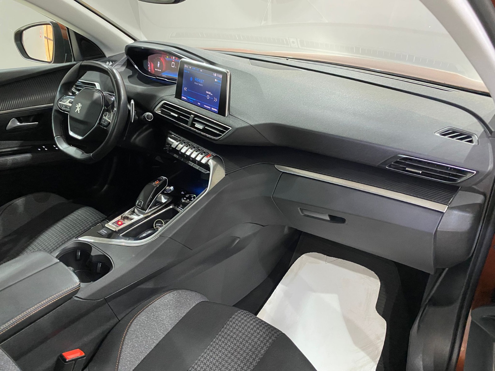 2020 Benzin Otomatik Peugeot 3008 Turuncu Gürel Tasarım Aksesuar Otomotiv San. Tic. Ltd. Şti.