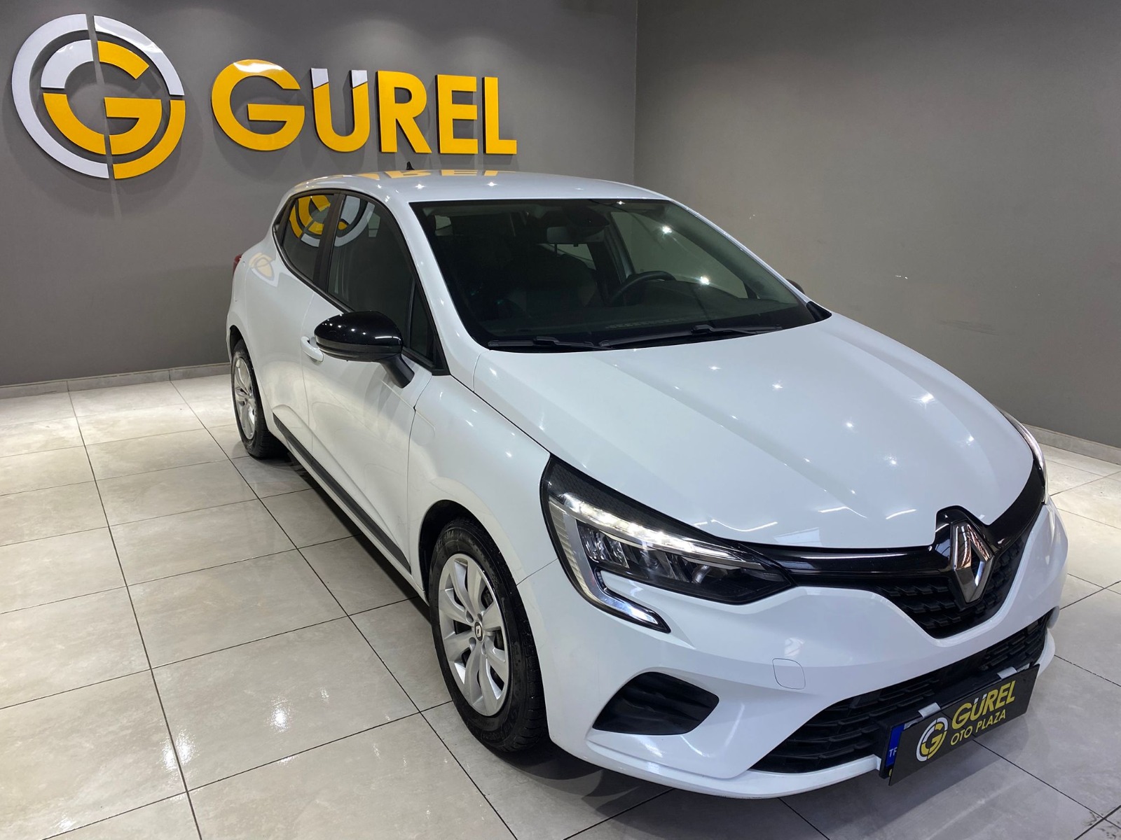 2022 Benzin Otomatik Renault Clio Beyaz Gürel Tasarım Aksesuar Otomotiv San. Tic. Ltd. Şti.