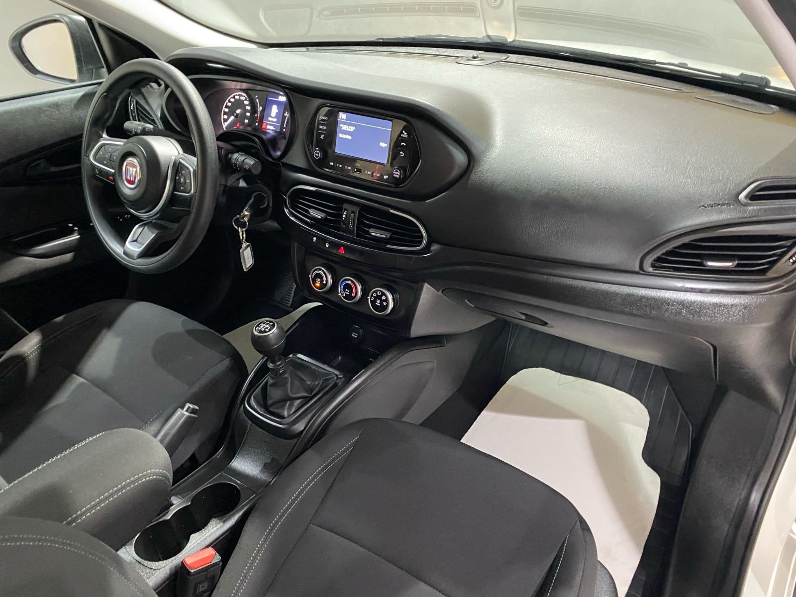 2024 Benzin Manuel Fiat Egea Beyaz Gürel Tasarım Aksesuar Otomotiv San. Tic. Ltd. Şti.
