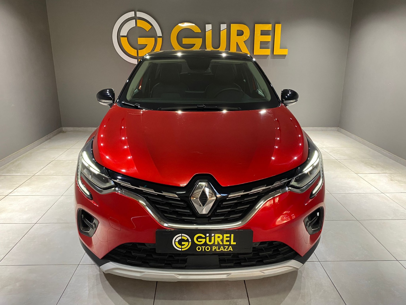 2022 MHEV Otomatik Renault Captur Kırmızı Gürel Tasarım Aksesuar Otomotiv San. Tic. Ltd. Şti.