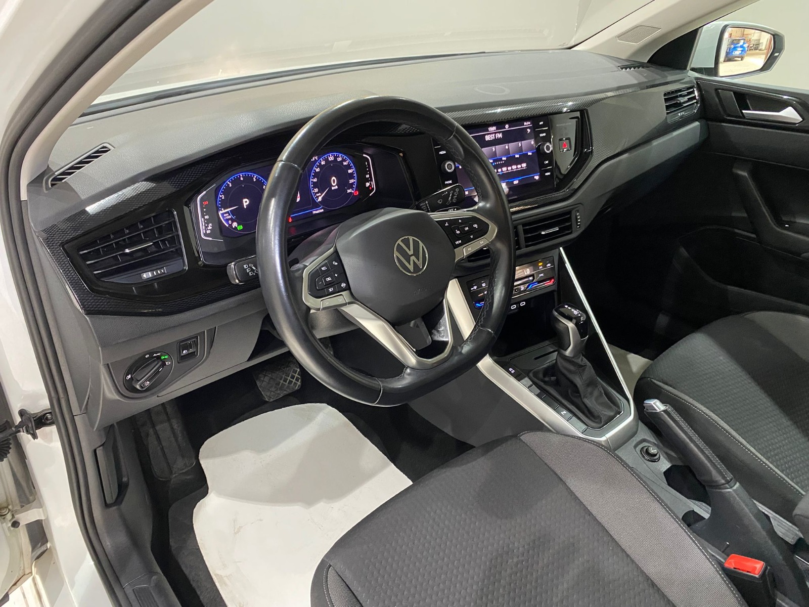 2023 Benzin Otomatik Volkswagen Polo Beyaz Gürel Tasarım Aksesuar Otomotiv San. Tic. Ltd. Şti.