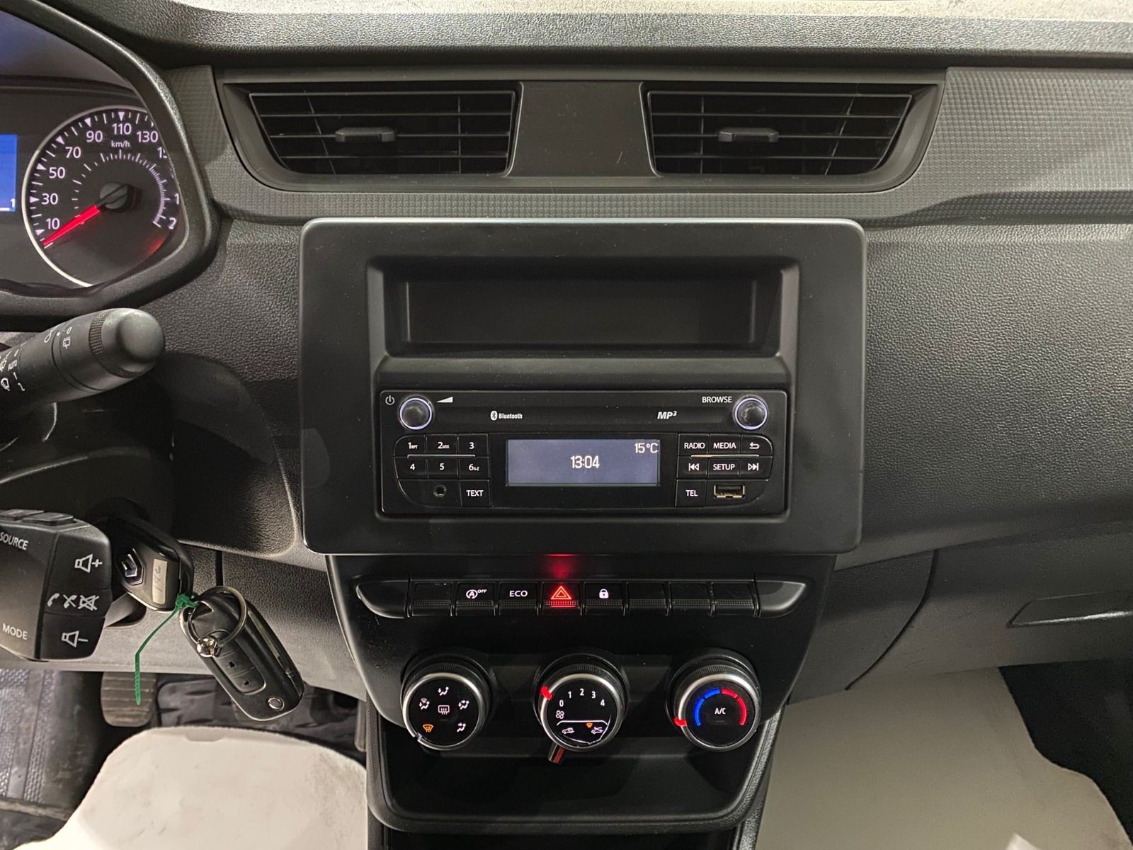 2023 Dizel Manuel Renault Express Van Beyaz Gürel Tasarım Aksesuar Otomotiv San. Tic. Ltd. Şti.