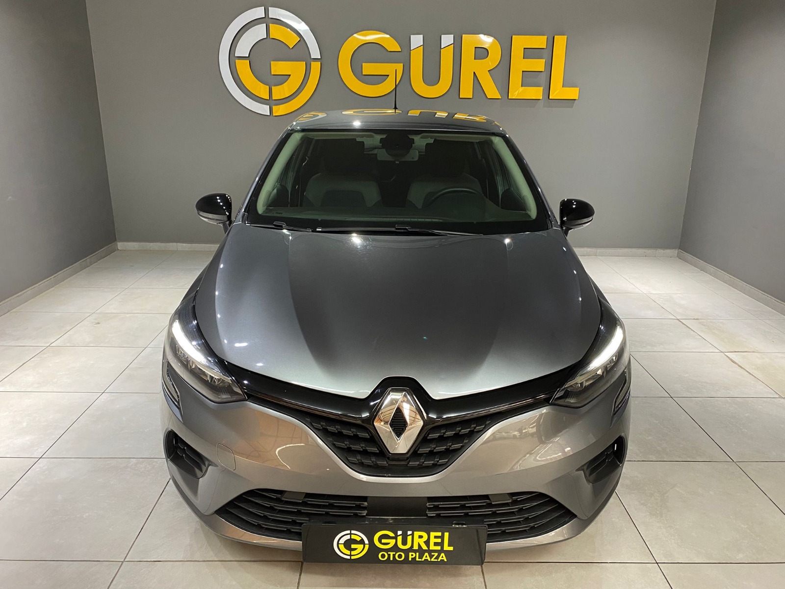 2023 Benzin Manuel Renault Clio Gri Gürel Tasarım Aksesuar Otomotiv San. Tic. Ltd. Şti.