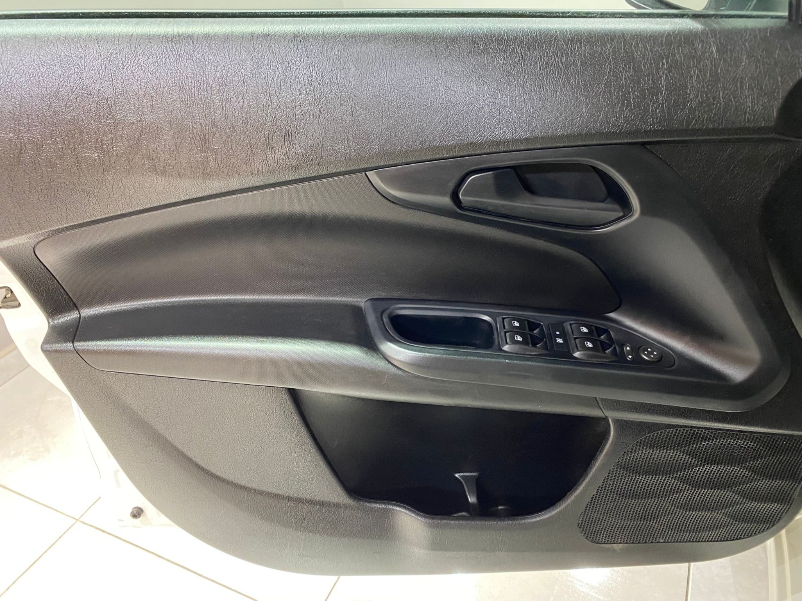 2023 Dizel Manuel Fiat Egea Beyaz Gürel Tasarım Aksesuar Otomotiv San. Tic. Ltd. Şti.