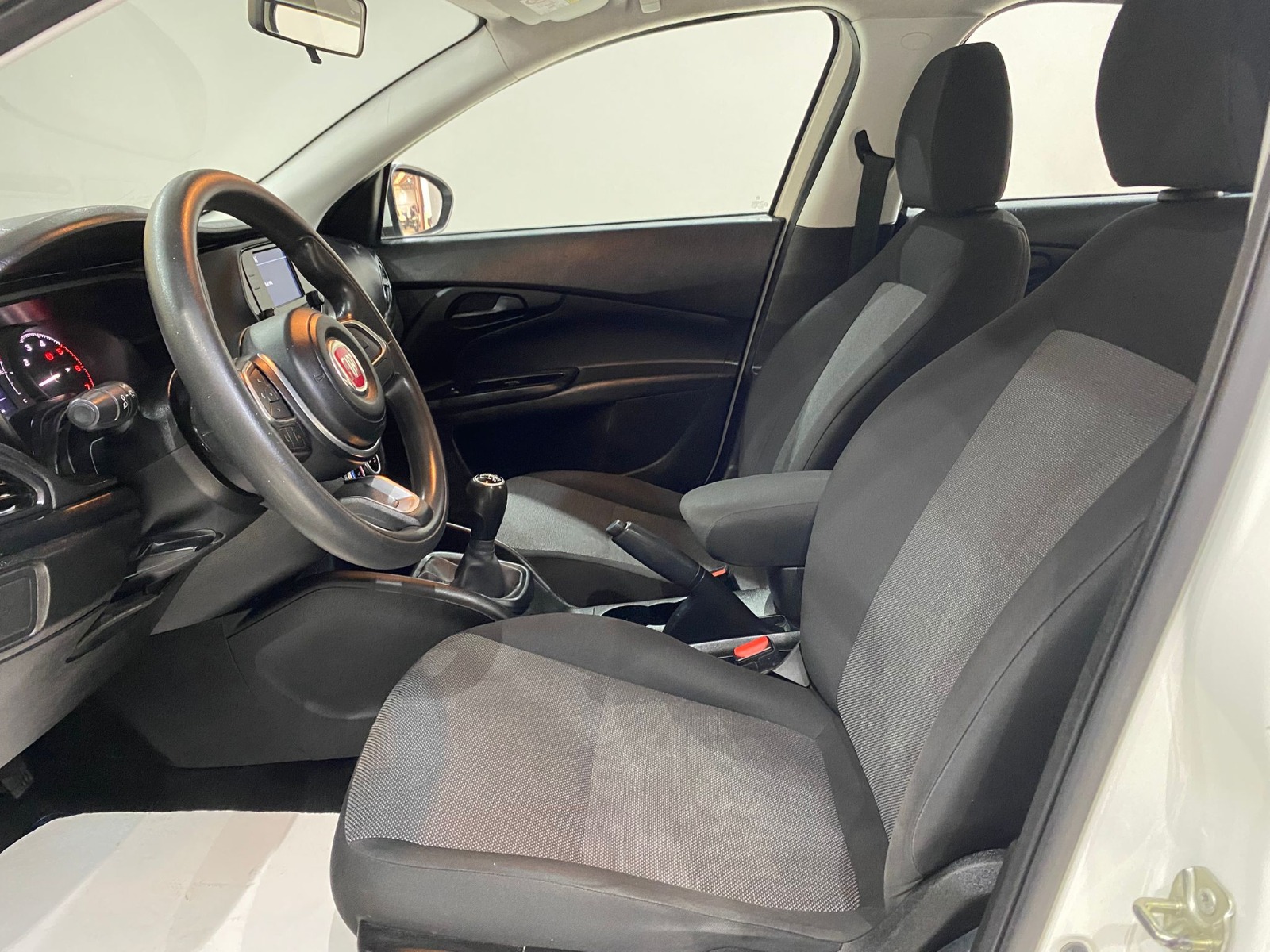 2023 Dizel Manuel Fiat Egea Beyaz Gürel Tasarım Aksesuar Otomotiv San. Tic. Ltd. Şti.