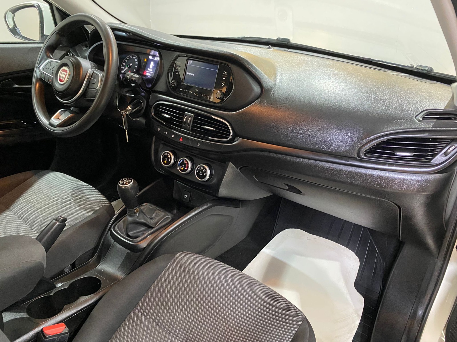 2023 Dizel Manuel Fiat Egea Beyaz Gürel Tasarım Aksesuar Otomotiv San. Tic. Ltd. Şti.