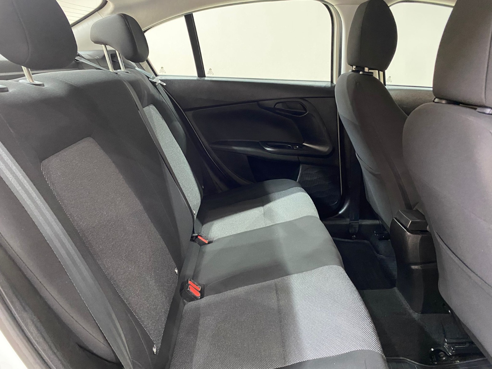 2023 Dizel Manuel Fiat Egea Beyaz Gürel Tasarım Aksesuar Otomotiv San. Tic. Ltd. Şti.