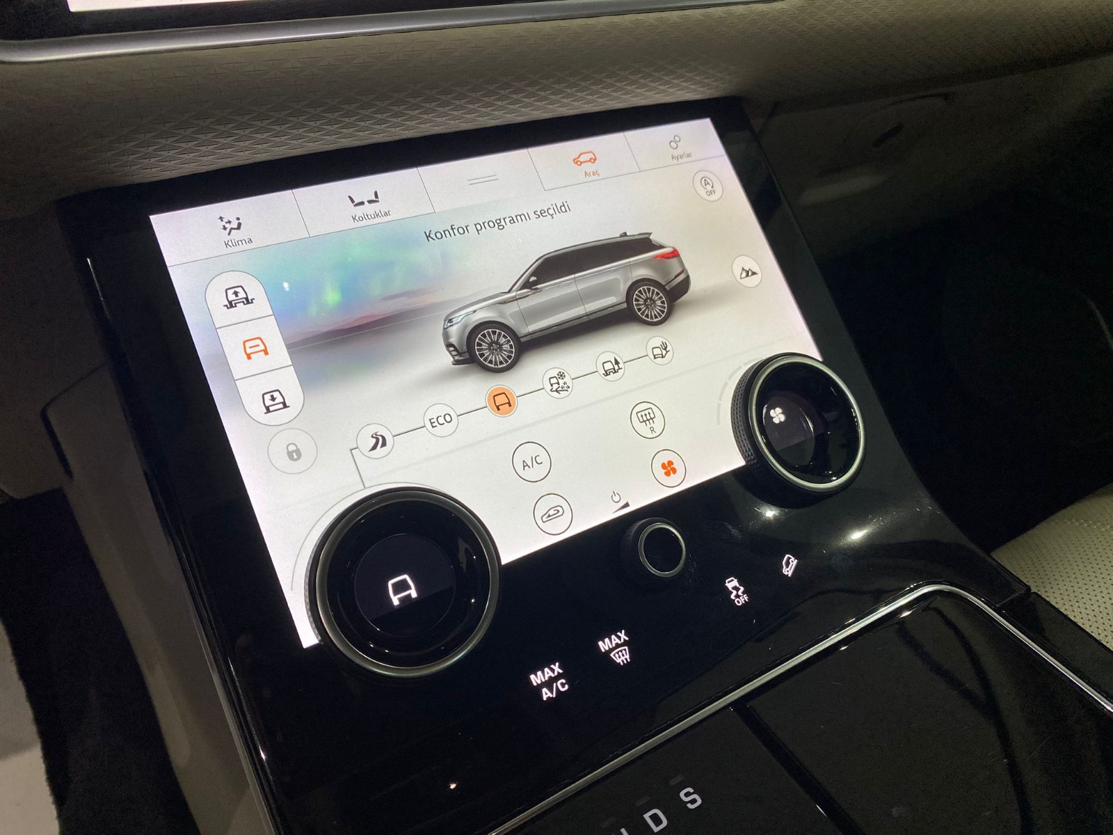 2019 Dizel Otomatik Land Rover Range Rover Velar Beyaz Gürel Tasarım Aksesuar Otomotiv San. Tic. Ltd. Şti.