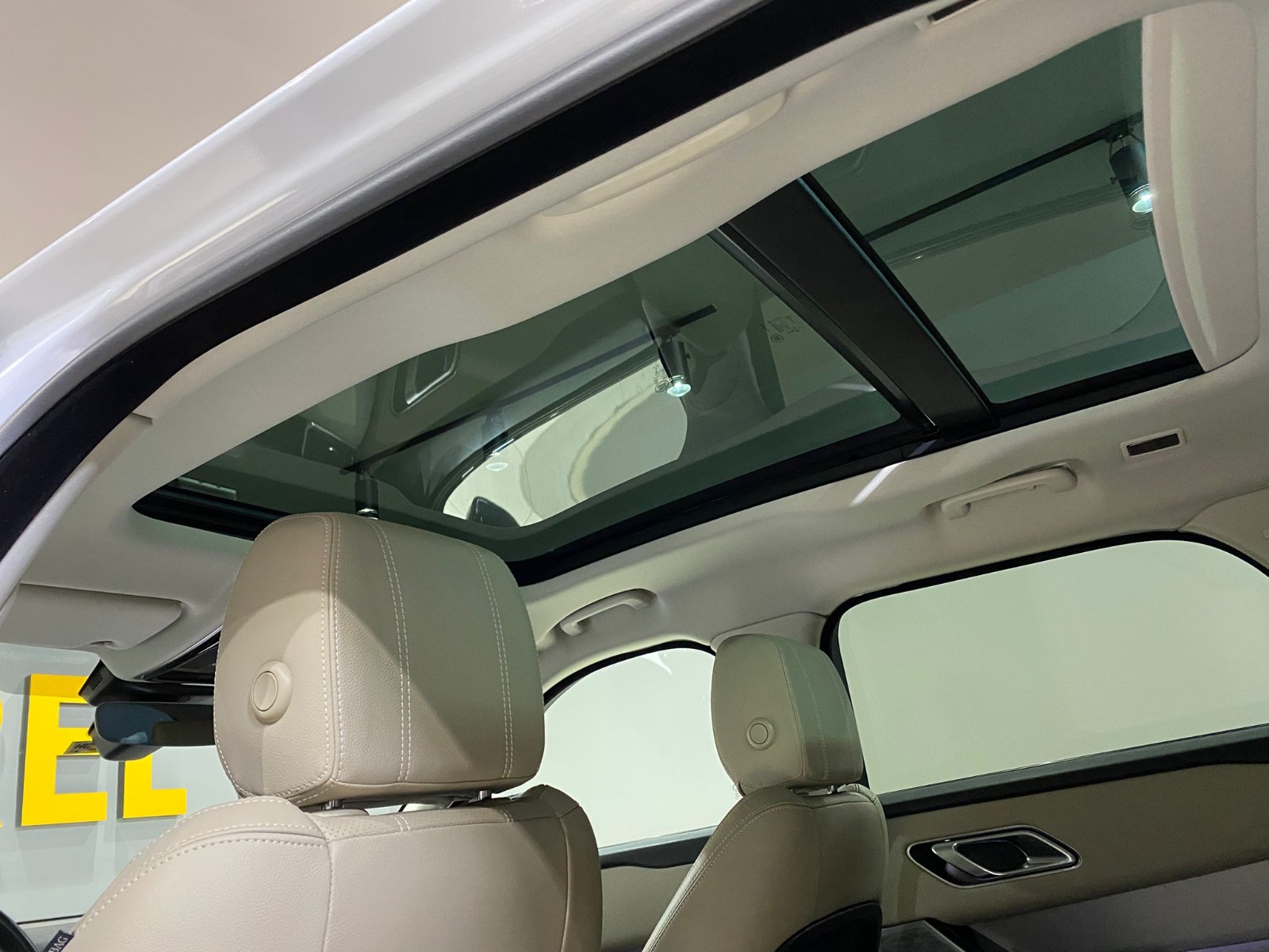 2019 Dizel Otomatik Land Rover Range Rover Velar Beyaz Gürel Tasarım Aksesuar Otomotiv San. Tic. Ltd. Şti.