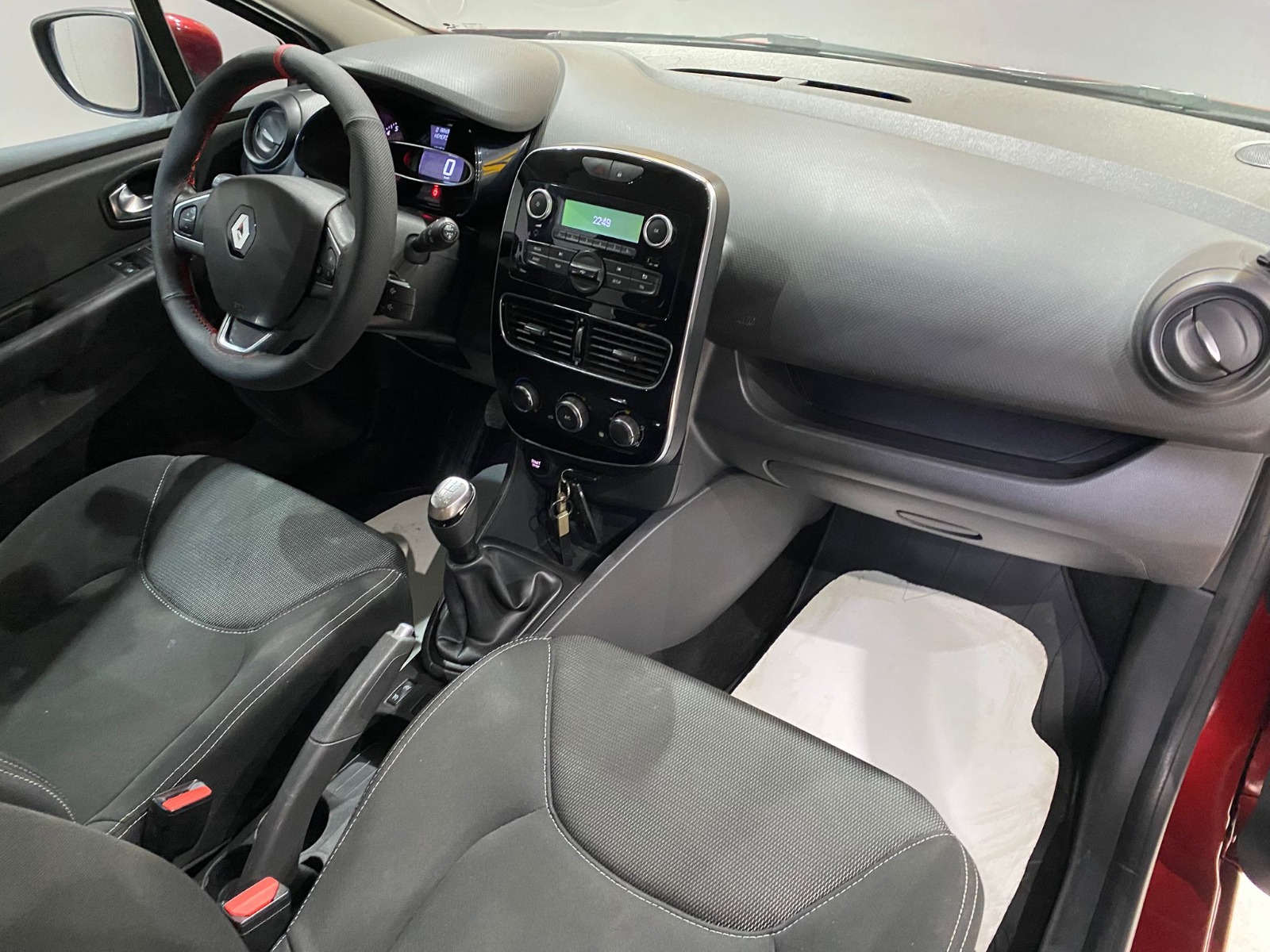 2019 Benzin Manuel Renault Clio Kırmızı Gürel Tasarım Aksesuar Otomotiv San. Tic. Ltd. Şti.