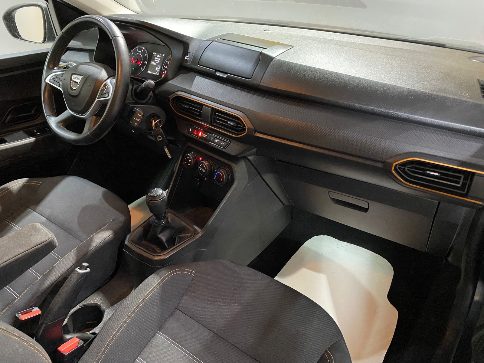2022 Benzin Manuel Dacia Sandero Gri Gürel Tasarım Aksesuar Otomotiv San. Tic. Ltd. Şti.