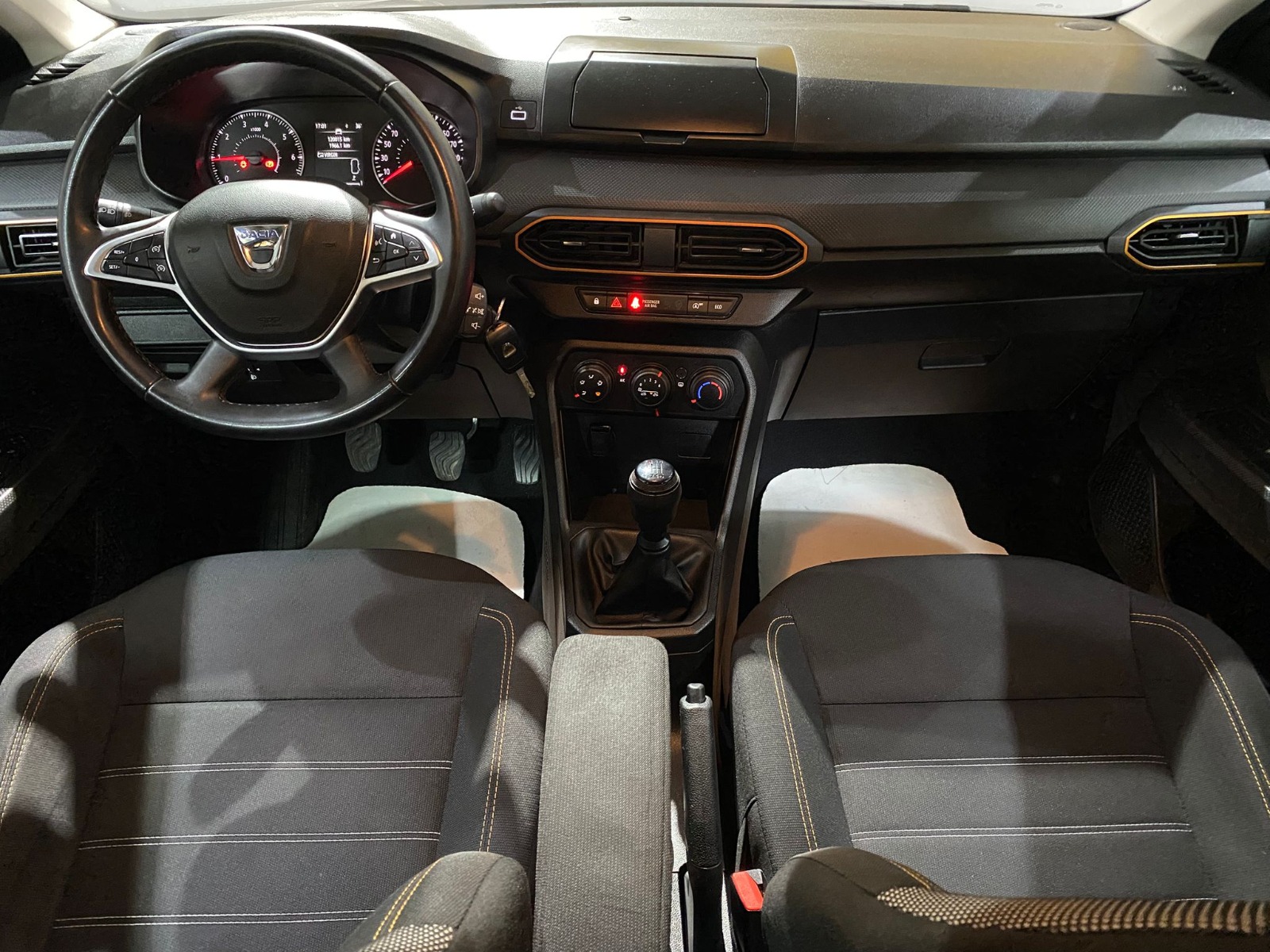 2022 Benzin Manuel Dacia Sandero Gri Gürel Tasarım Aksesuar Otomotiv San. Tic. Ltd. Şti.