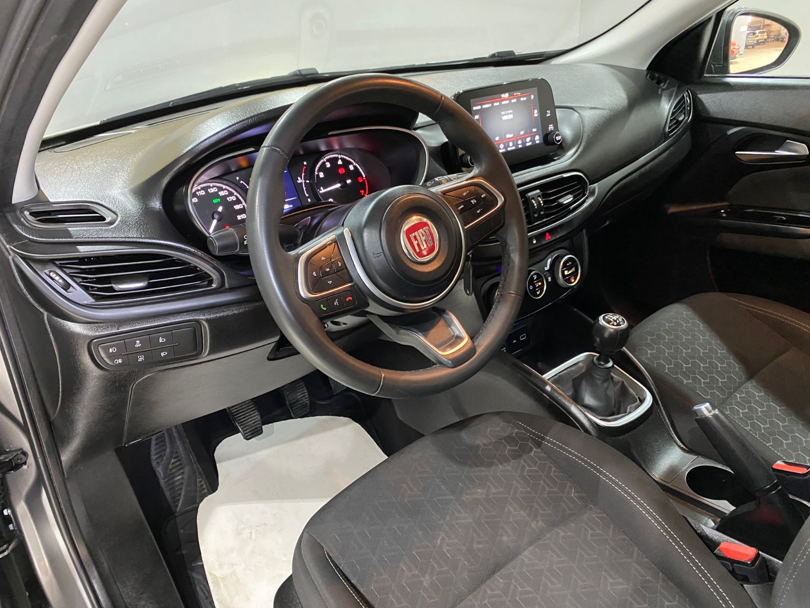 2023 Benzin Manuel Fiat Egea Gri Gürel Tasarım Aksesuar Otomotiv San. Tic. Ltd. Şti.