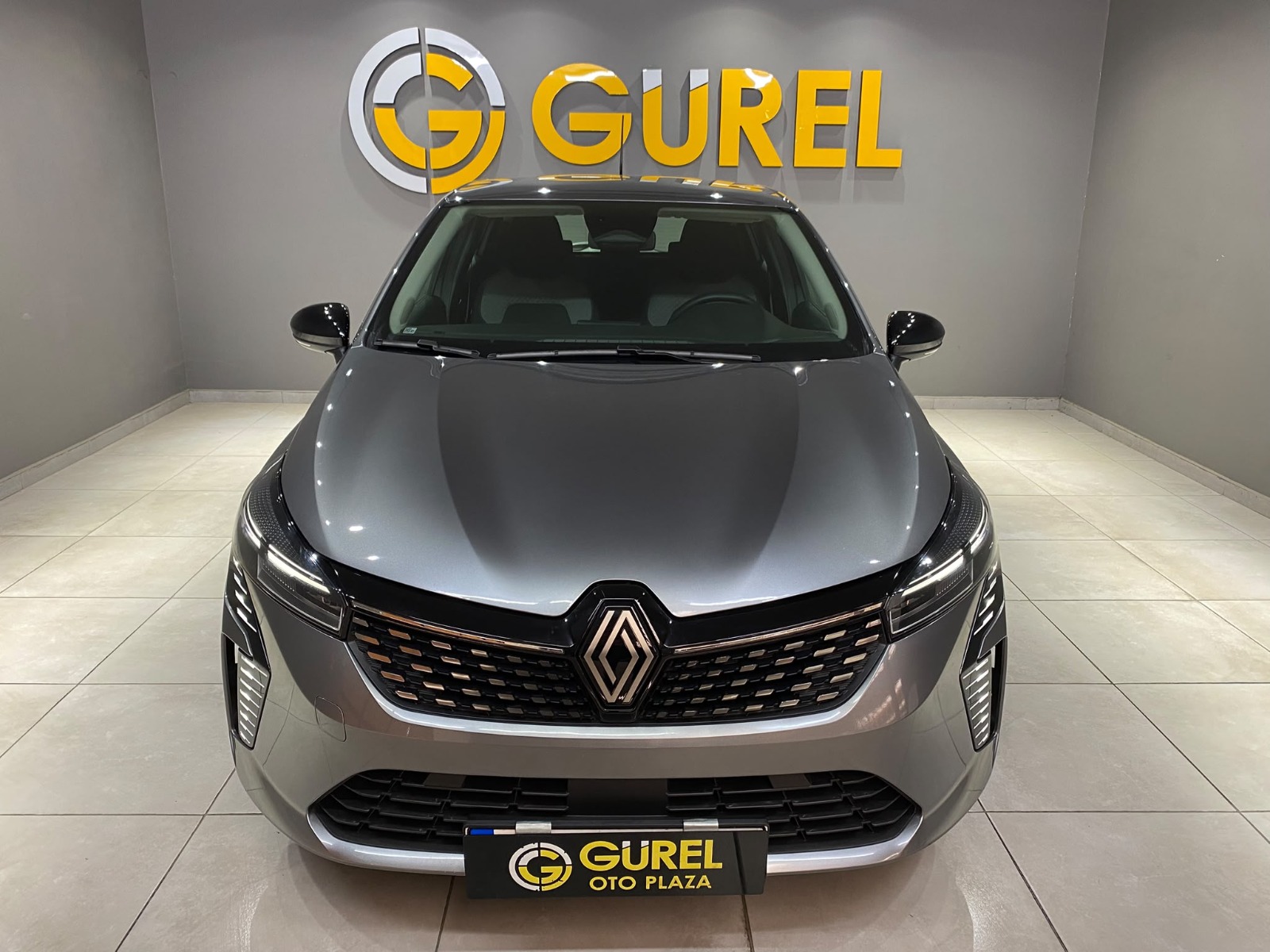 2025 Benzin Otomatik Renault Clio Beyaz Gürel Tasarım Aksesuar Otomotiv San. Tic. Ltd. Şti.