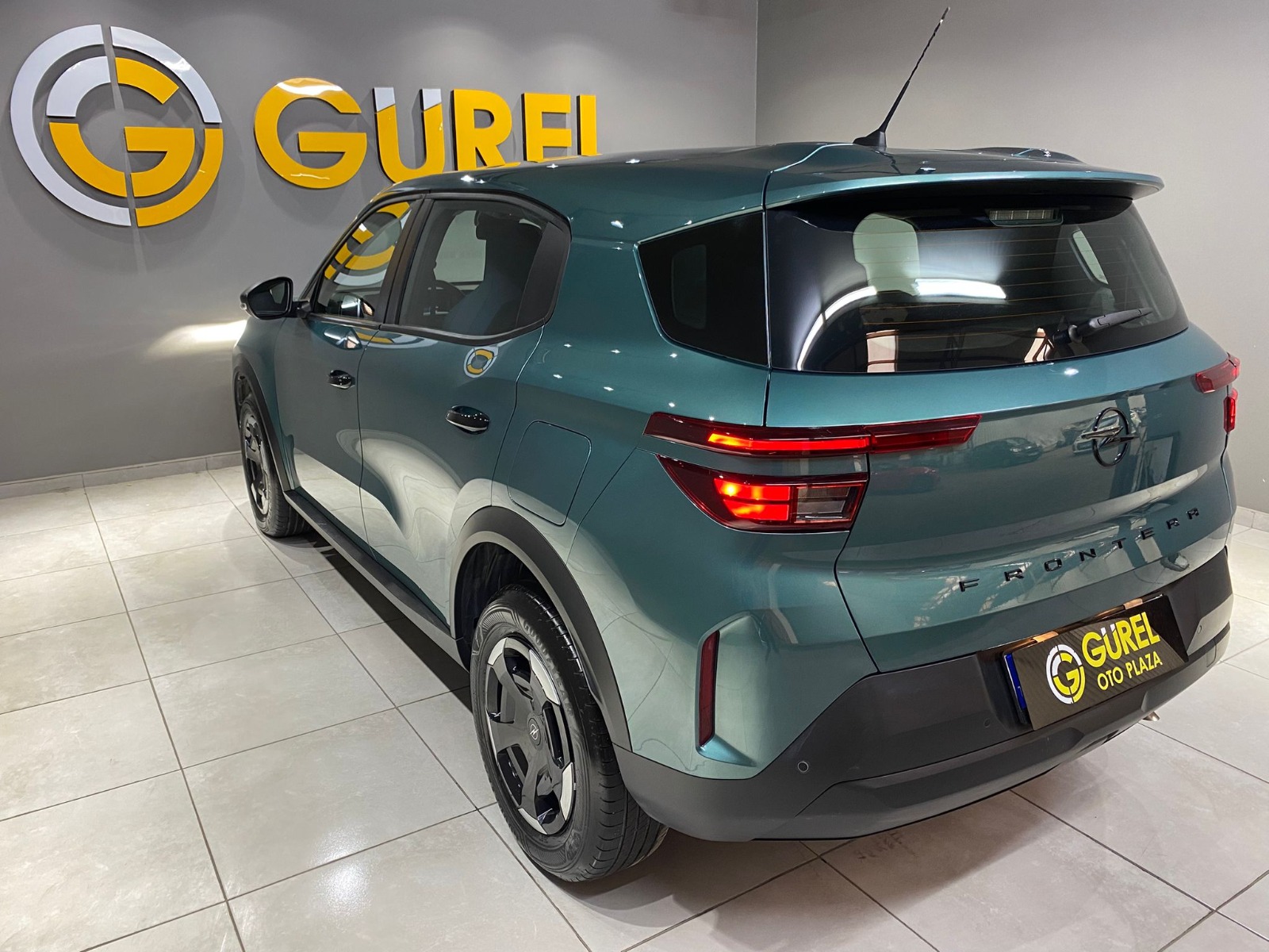 2025 Benzin Otomatik Opel Frontera Yeşil Gürel Tasarım Aksesuar Otomotiv San. Tic. Ltd. Şti.
