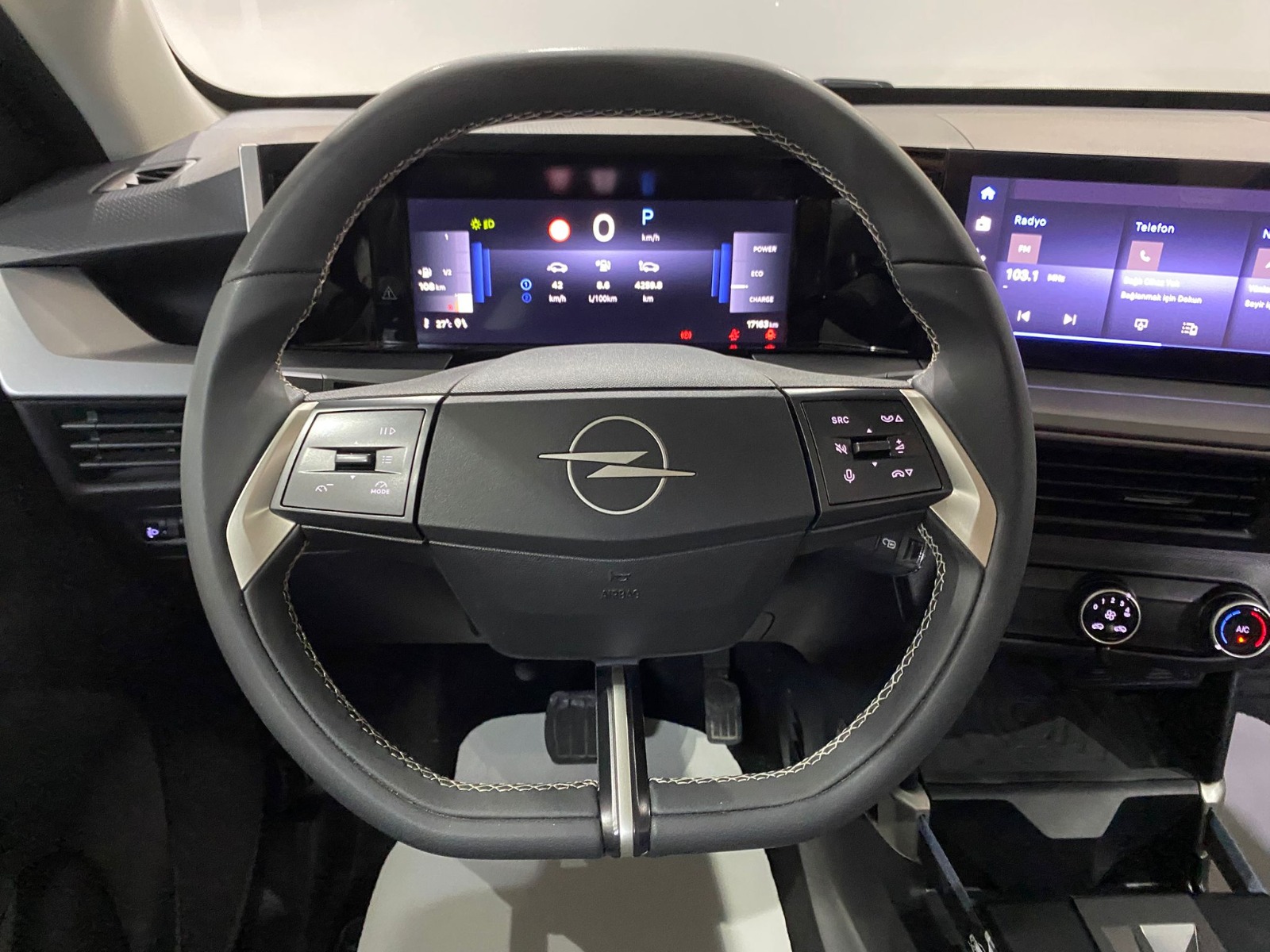 2025 Benzin Otomatik Opel Frontera Yeşil Gürel Tasarım Aksesuar Otomotiv San. Tic. Ltd. Şti.