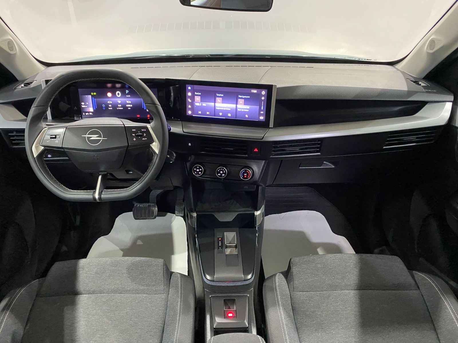 2025 Benzin Otomatik Opel Frontera Yeşil Gürel Tasarım Aksesuar Otomotiv San. Tic. Ltd. Şti.