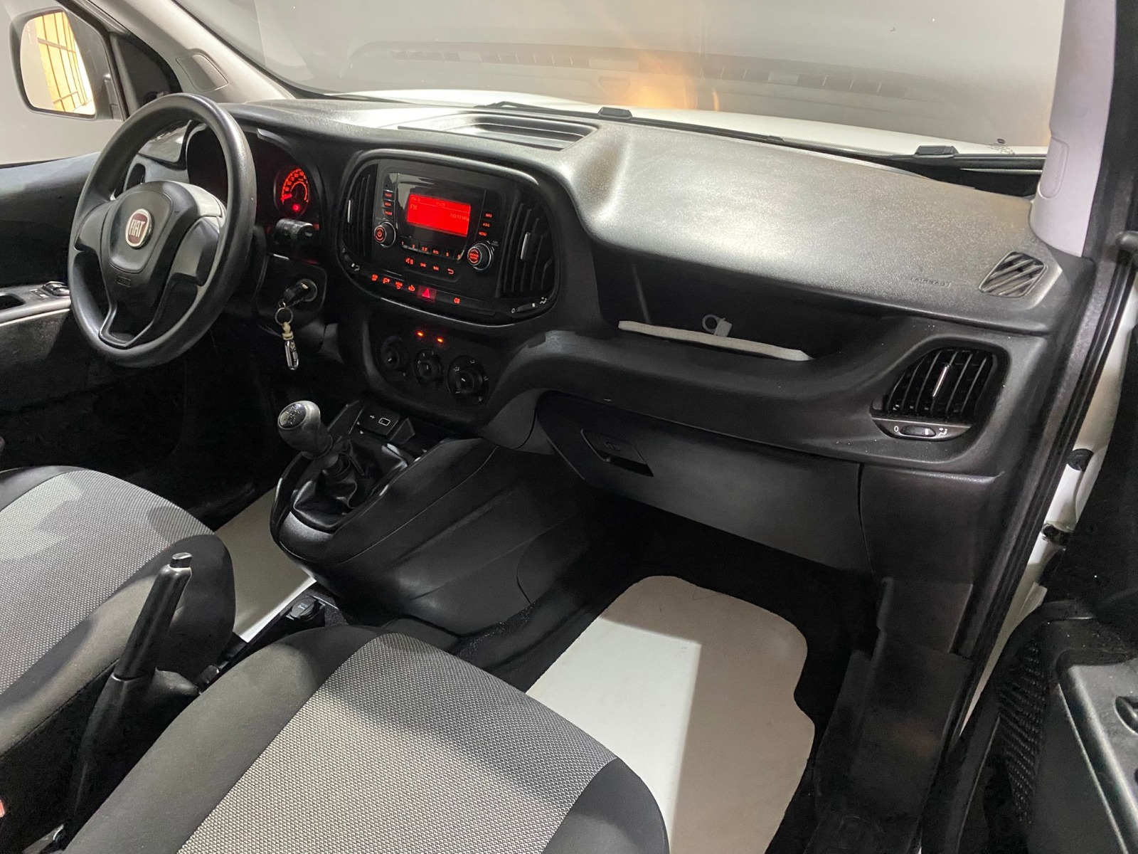 2023 Dizel Manuel Fiat Doblo Beyaz Gürel Tasarım Aksesuar Otomotiv San. Tic. Ltd. Şti.