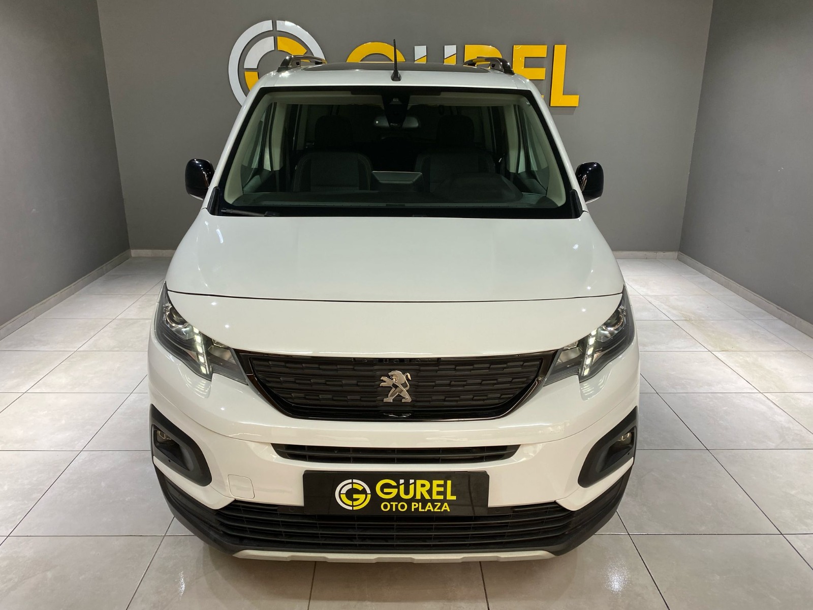 2022 Dizel Otomatik Peugeot Rifter Beyaz Gürel Tasarım Aksesuar Otomotiv San. Tic. Ltd. Şti.